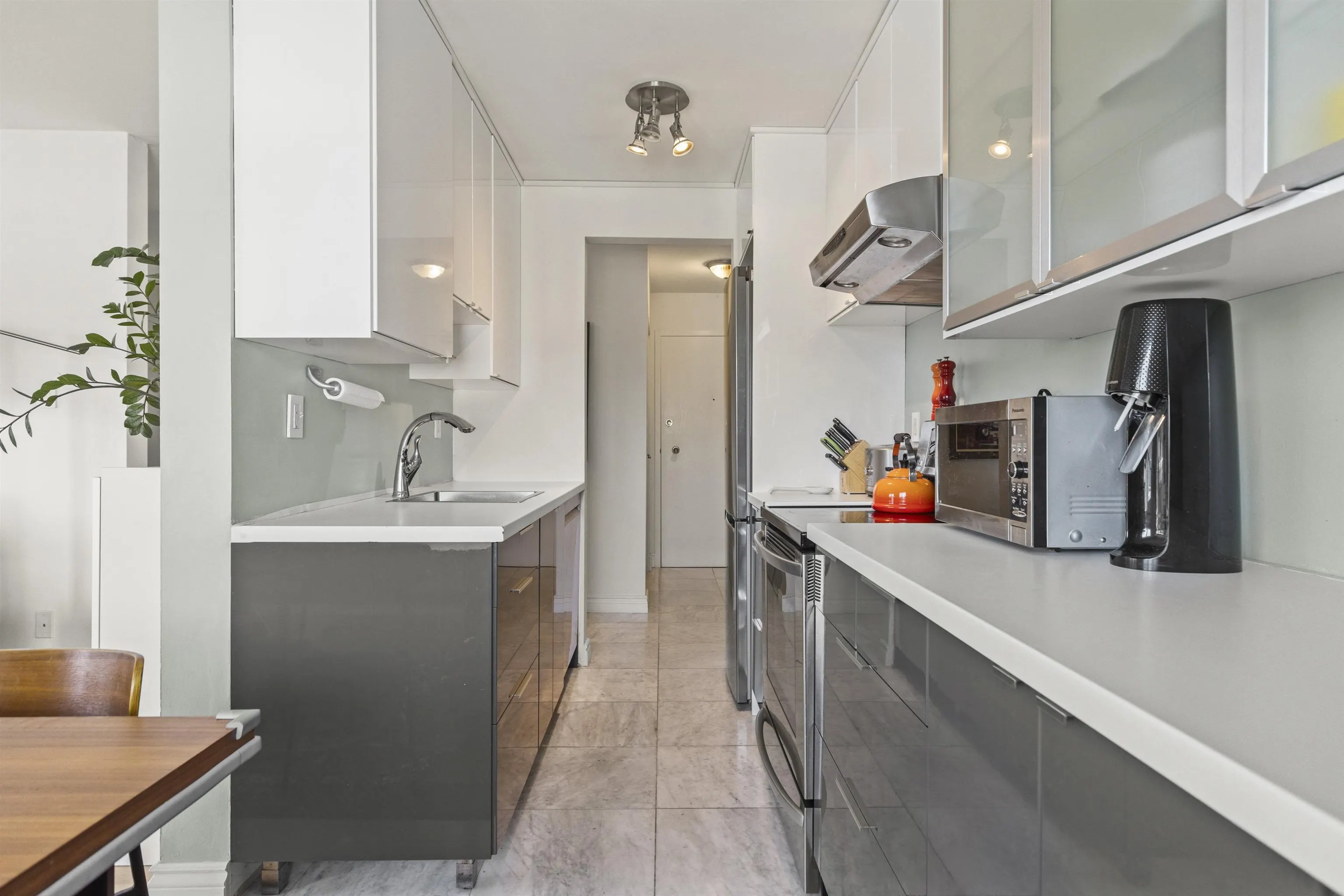 2335 York Avenue #307
