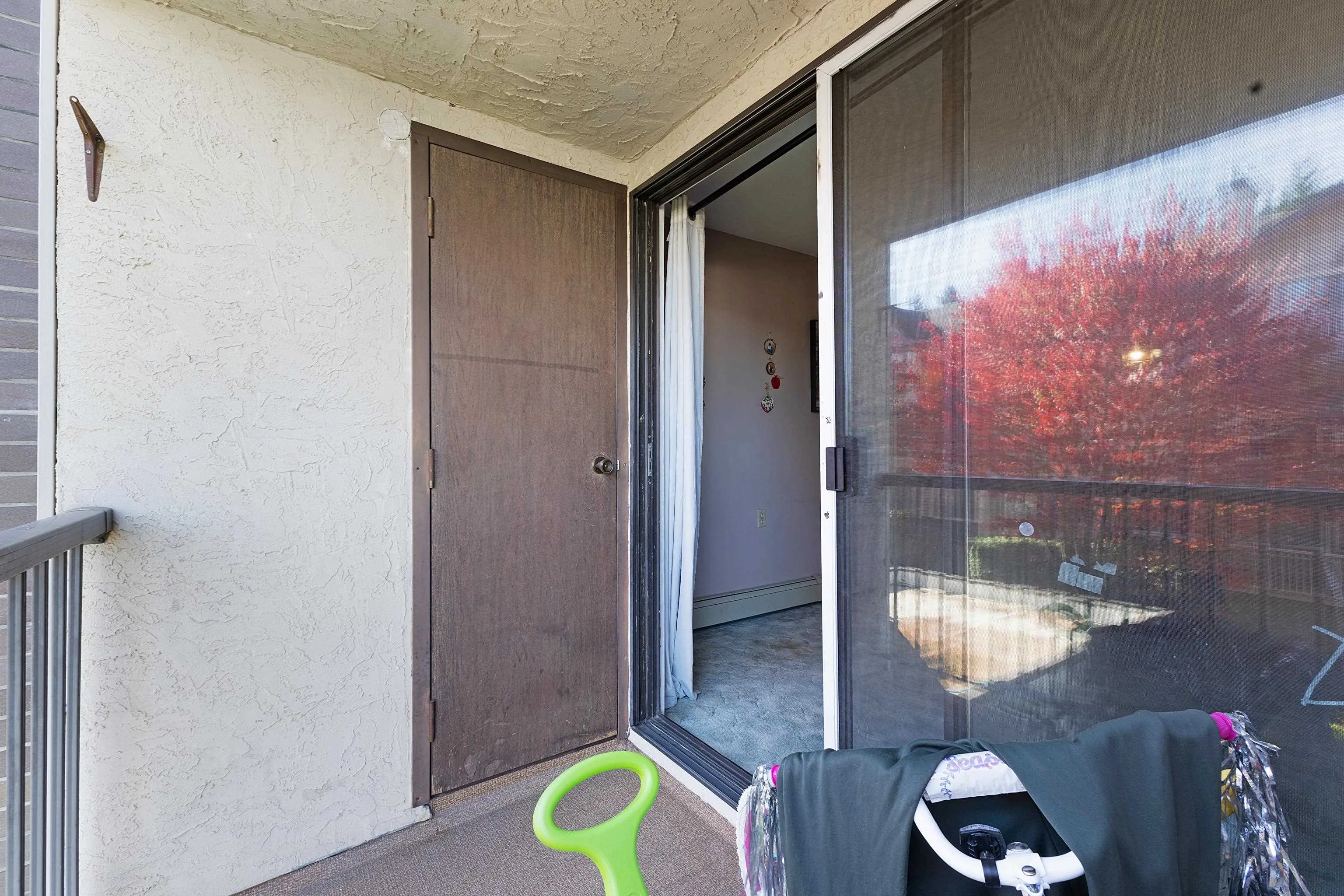 32733 E Broadway Street #206