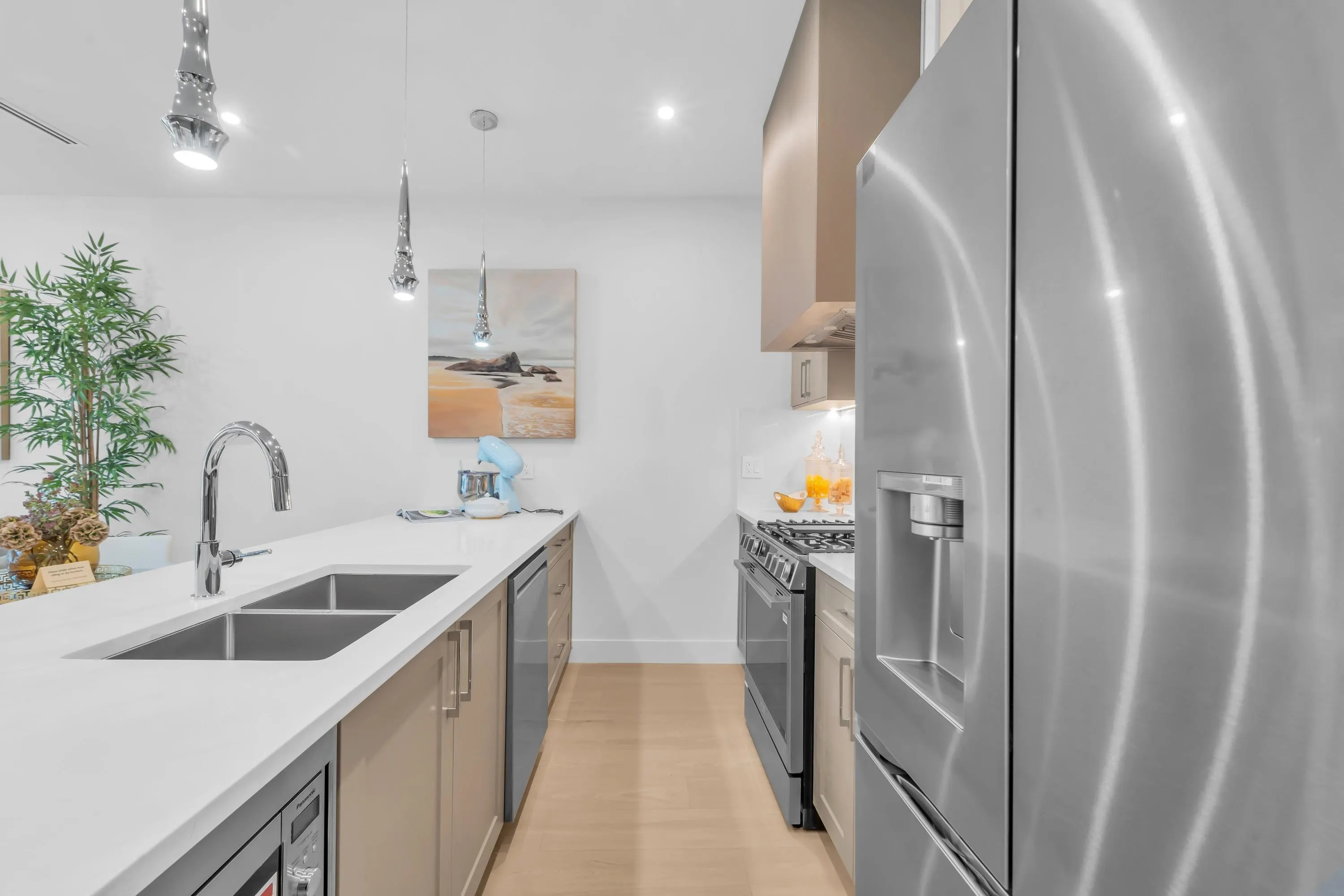 4489 Savoy Street