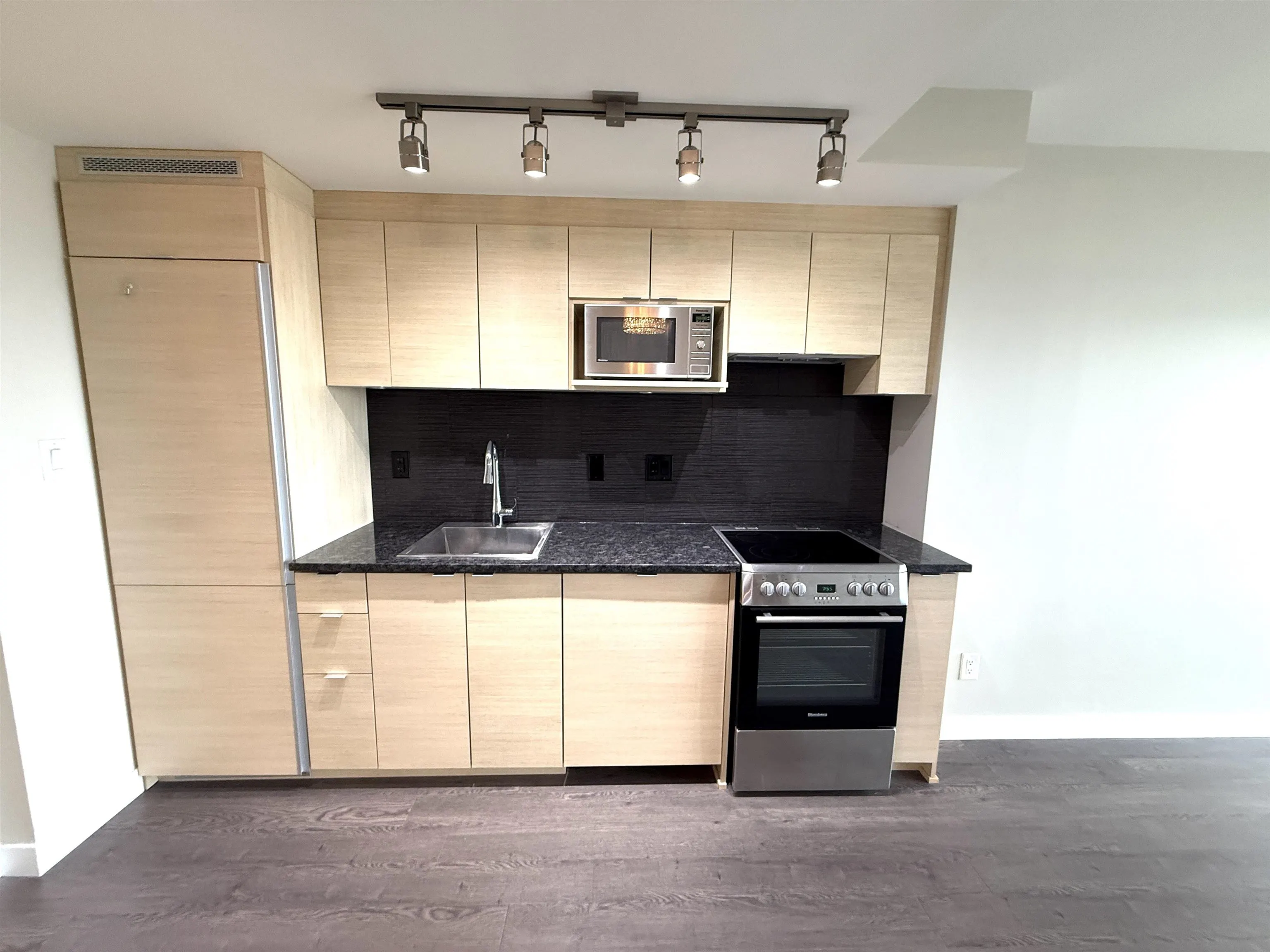 489 Interurban Way #12xx