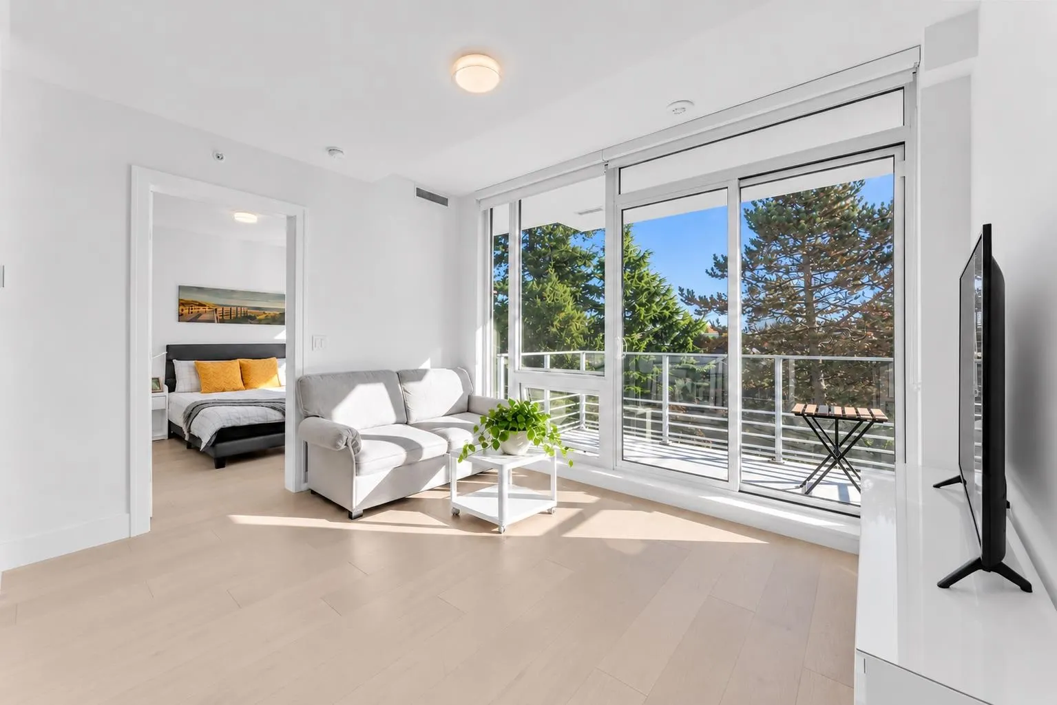 1342 Johnston Road #402