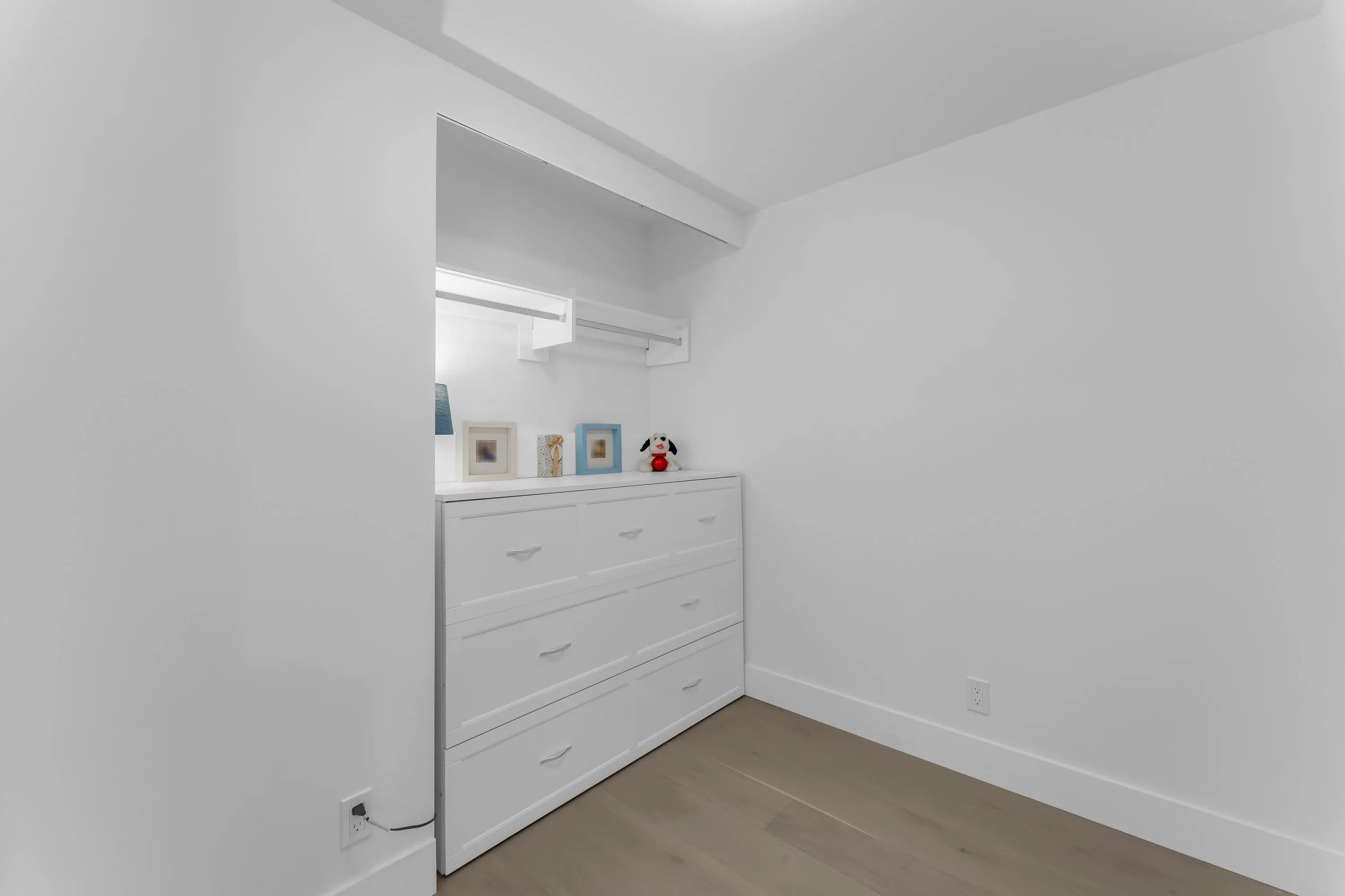 1342 Johnston Road #402