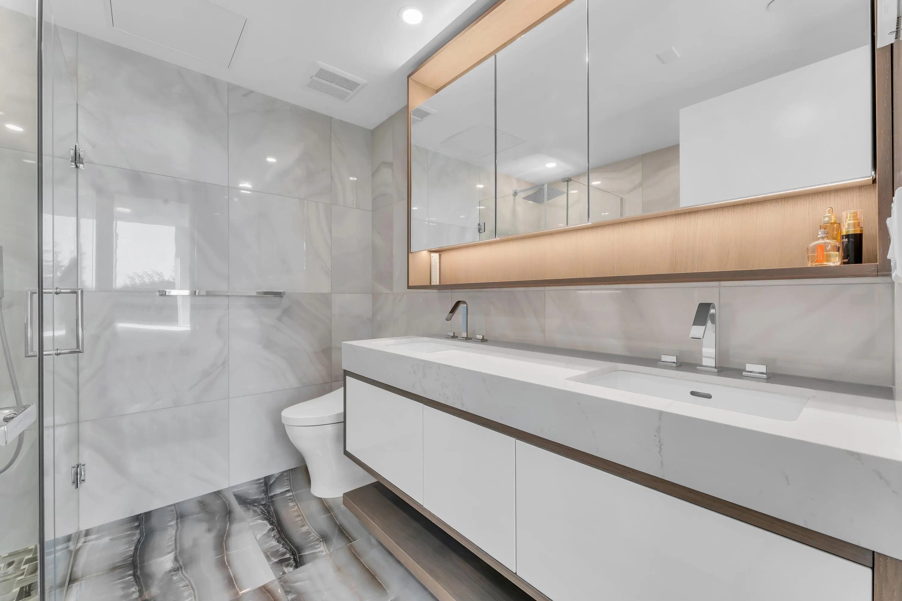 1342 Johnston Road #402