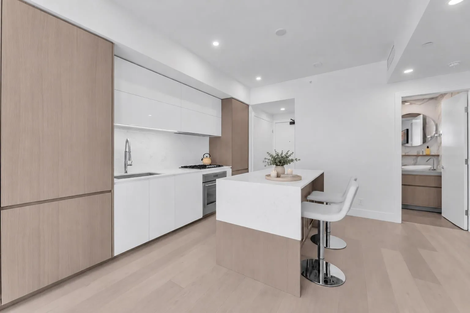 1342 Johnston Road #402
