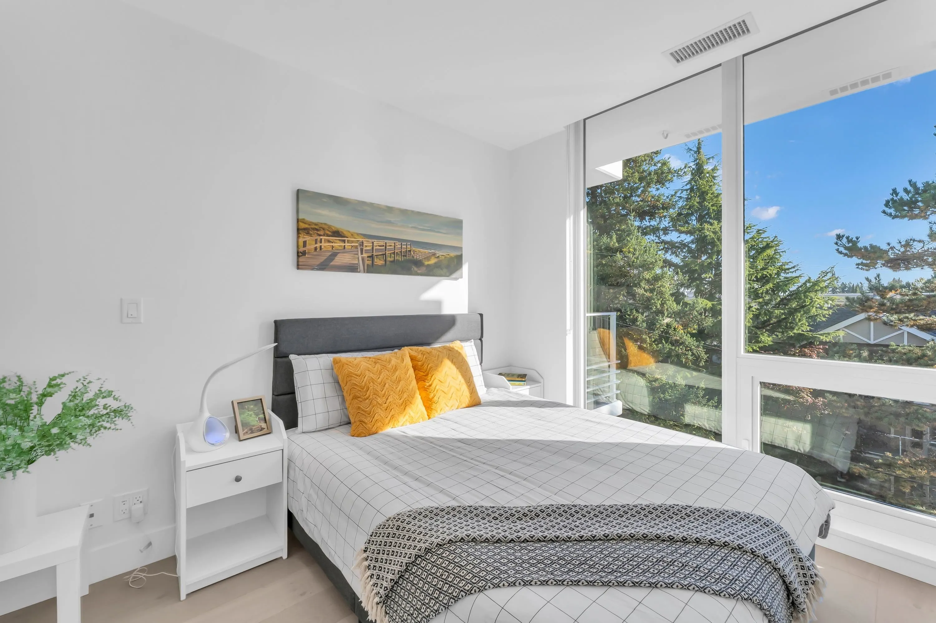 1342 Johnston Road #402