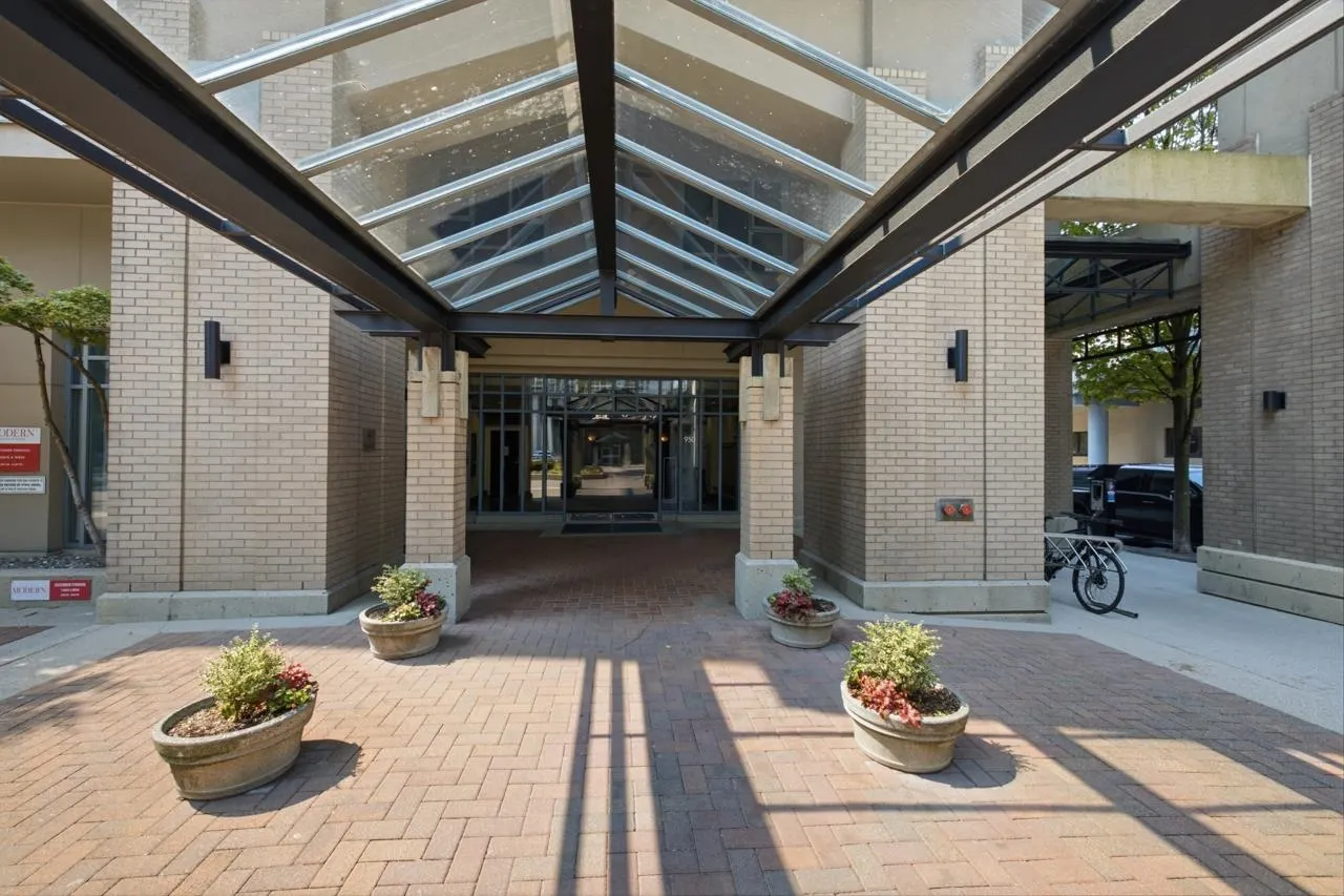 950 Cambie Street #804