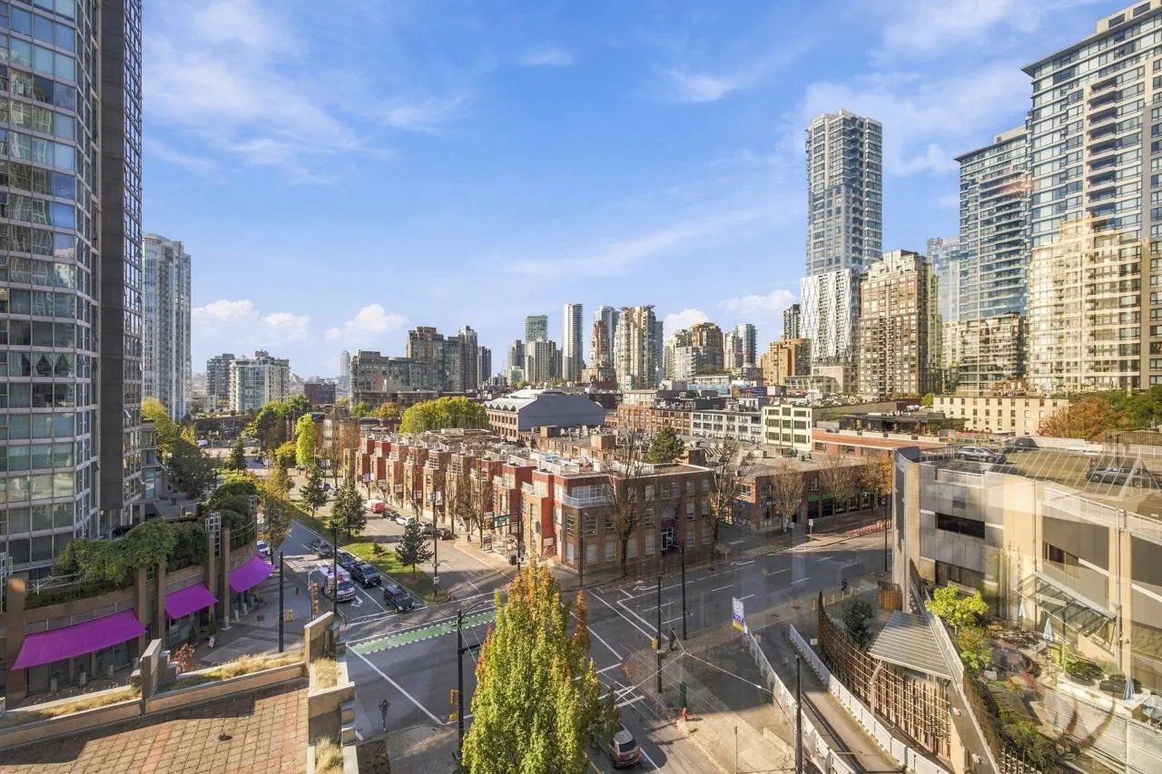 950 Cambie Street #804