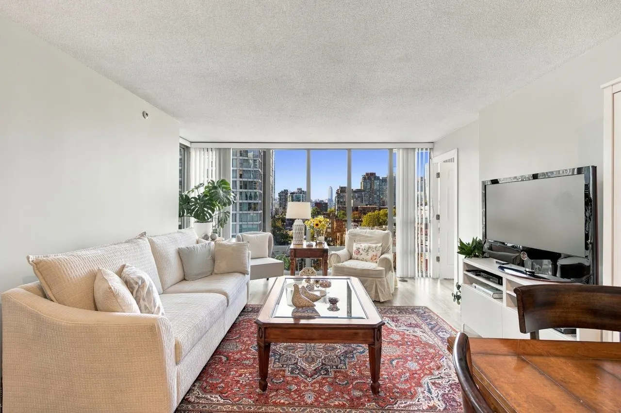 950 Cambie Street #804