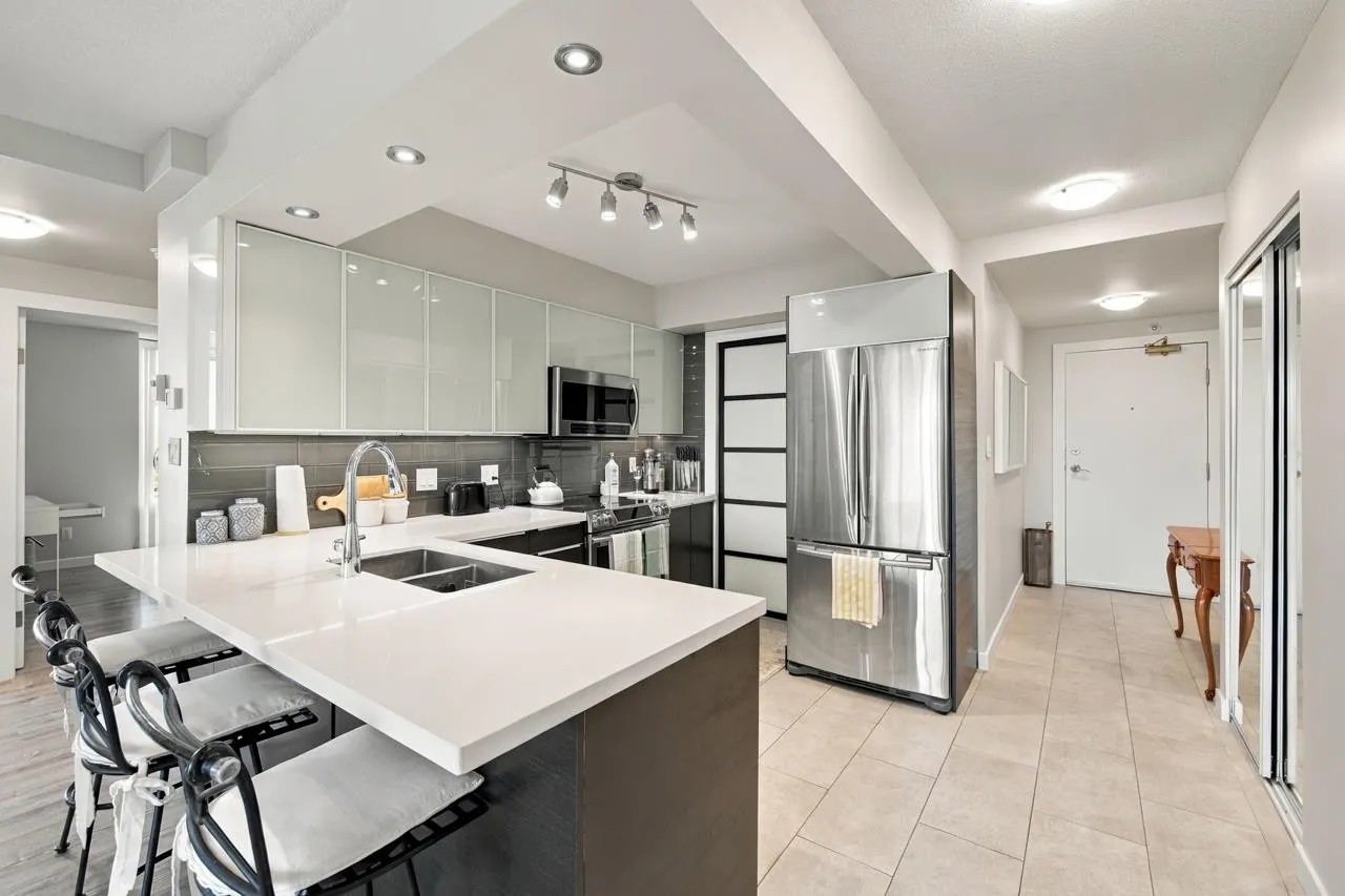 950 Cambie Street #804