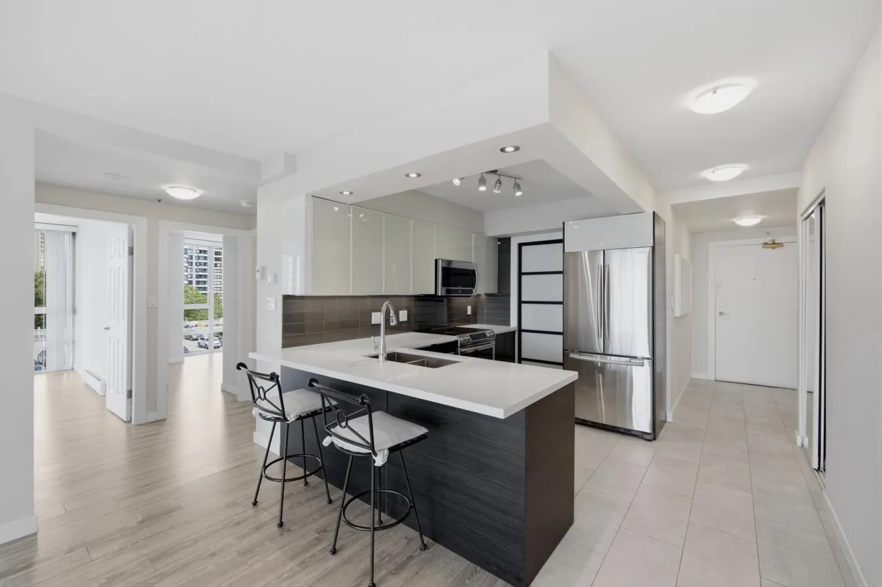 950 Cambie Street #804