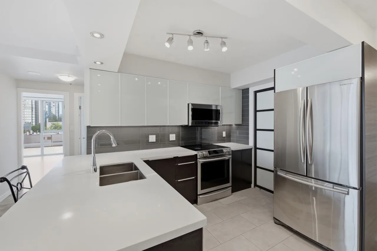 950 Cambie Street #804