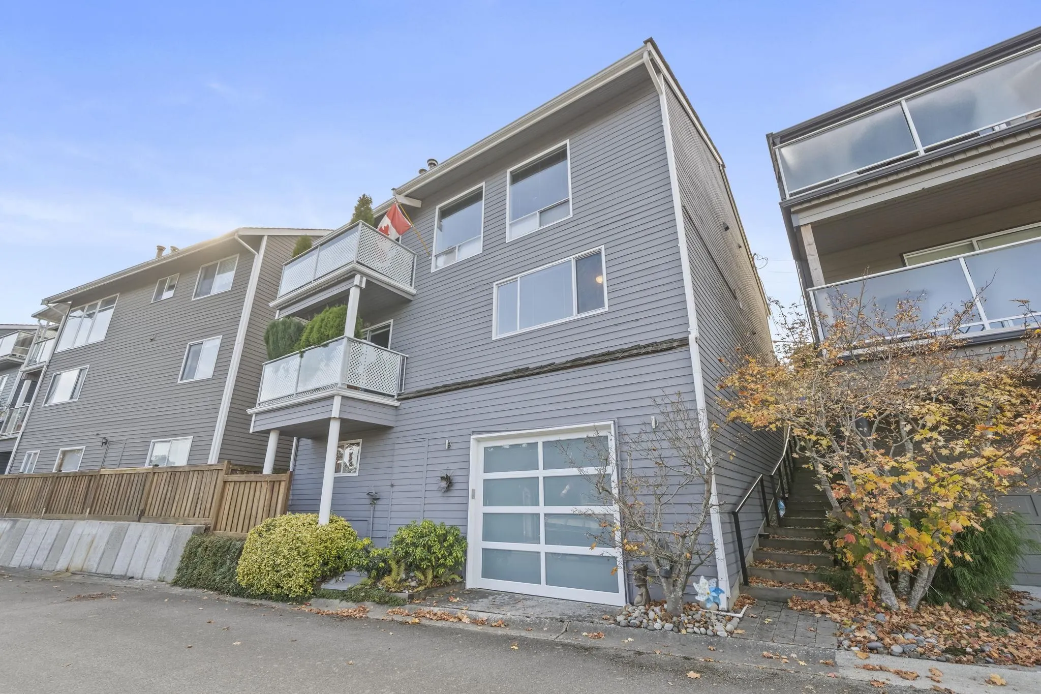 1430 View Crescent