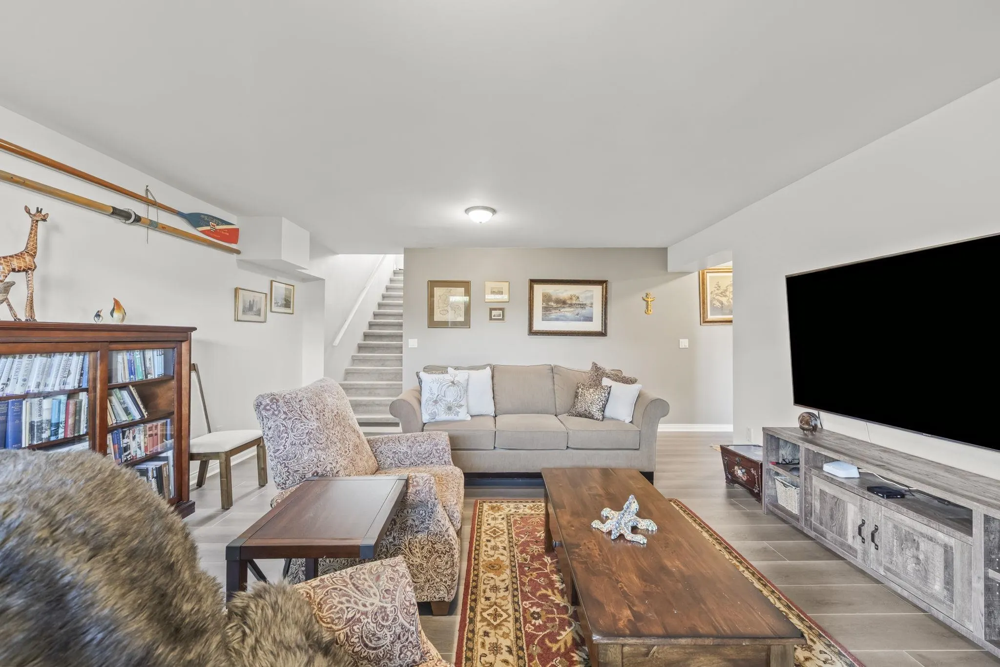1430 View Crescent