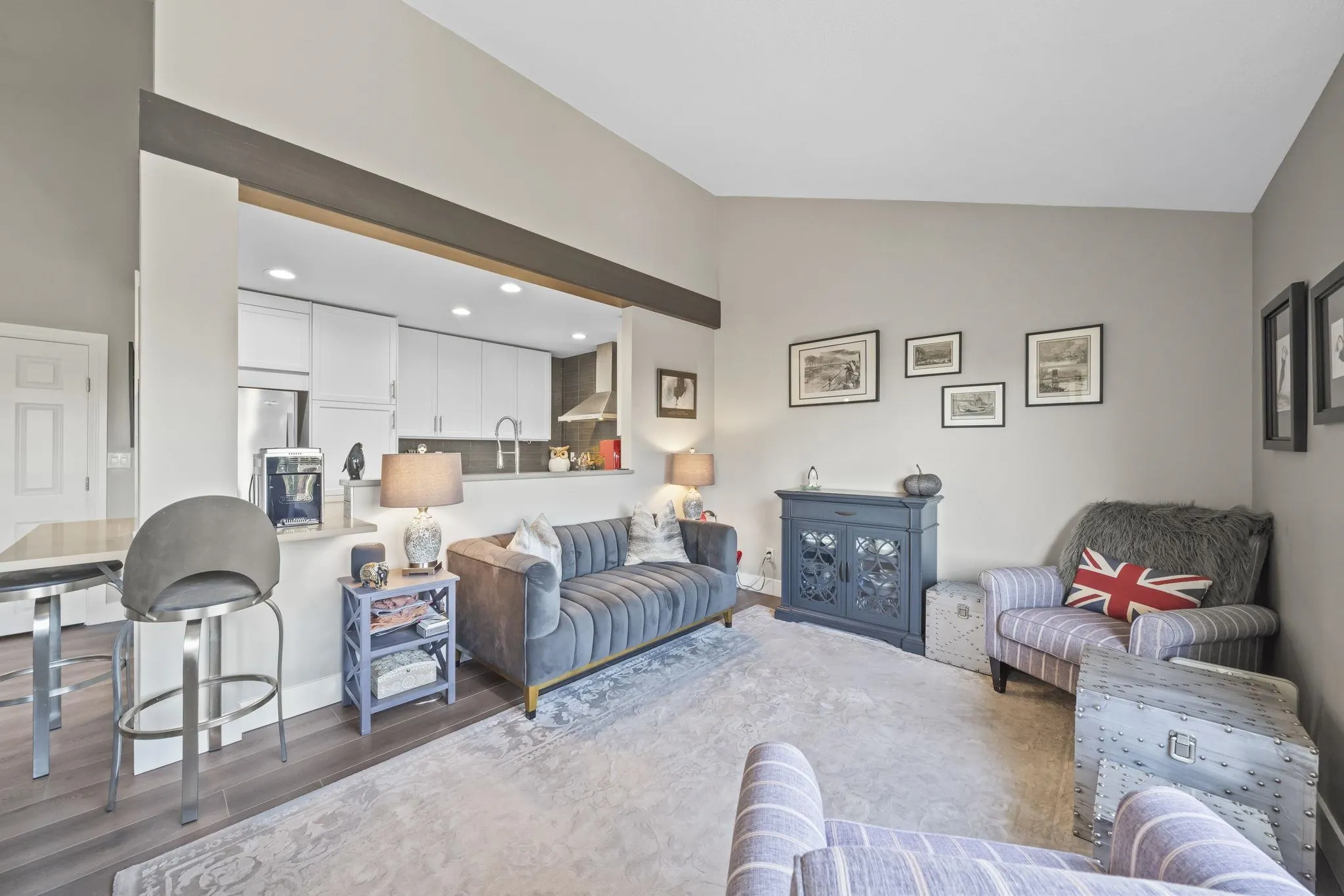 1430 View Crescent