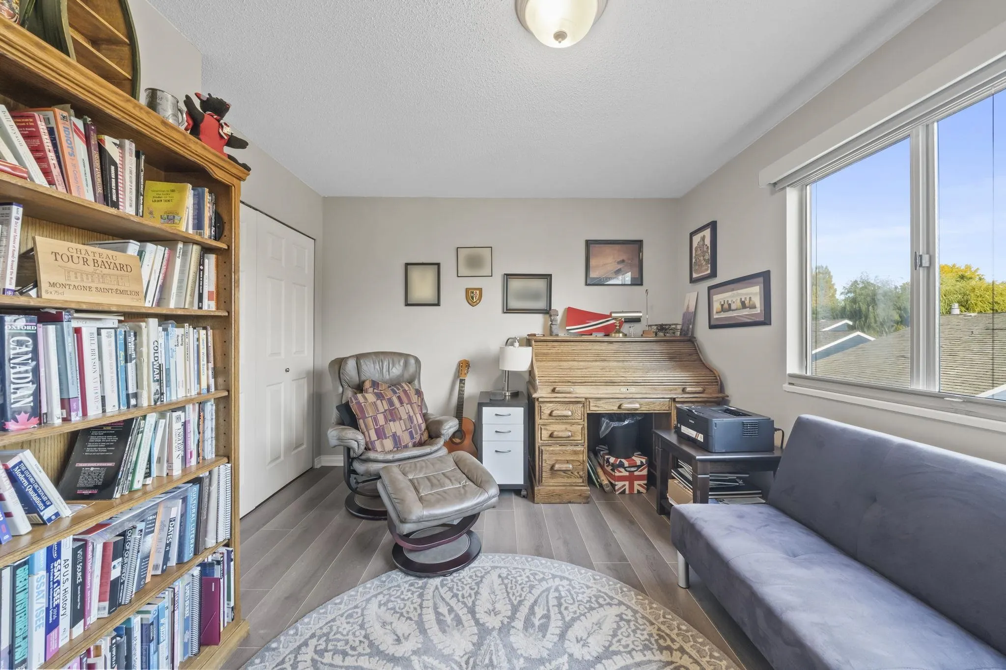 1430 View Crescent