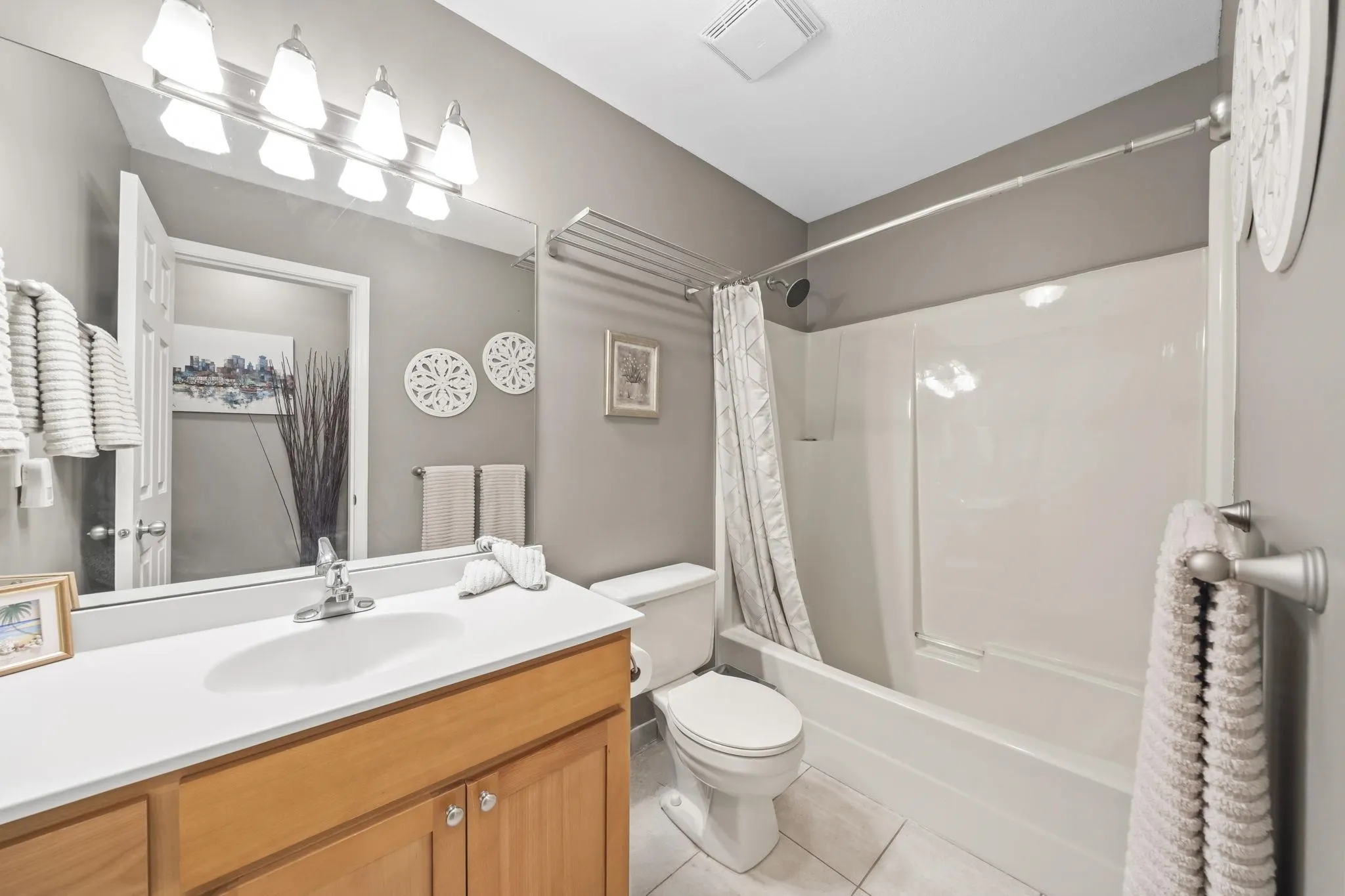 1430 View Crescent