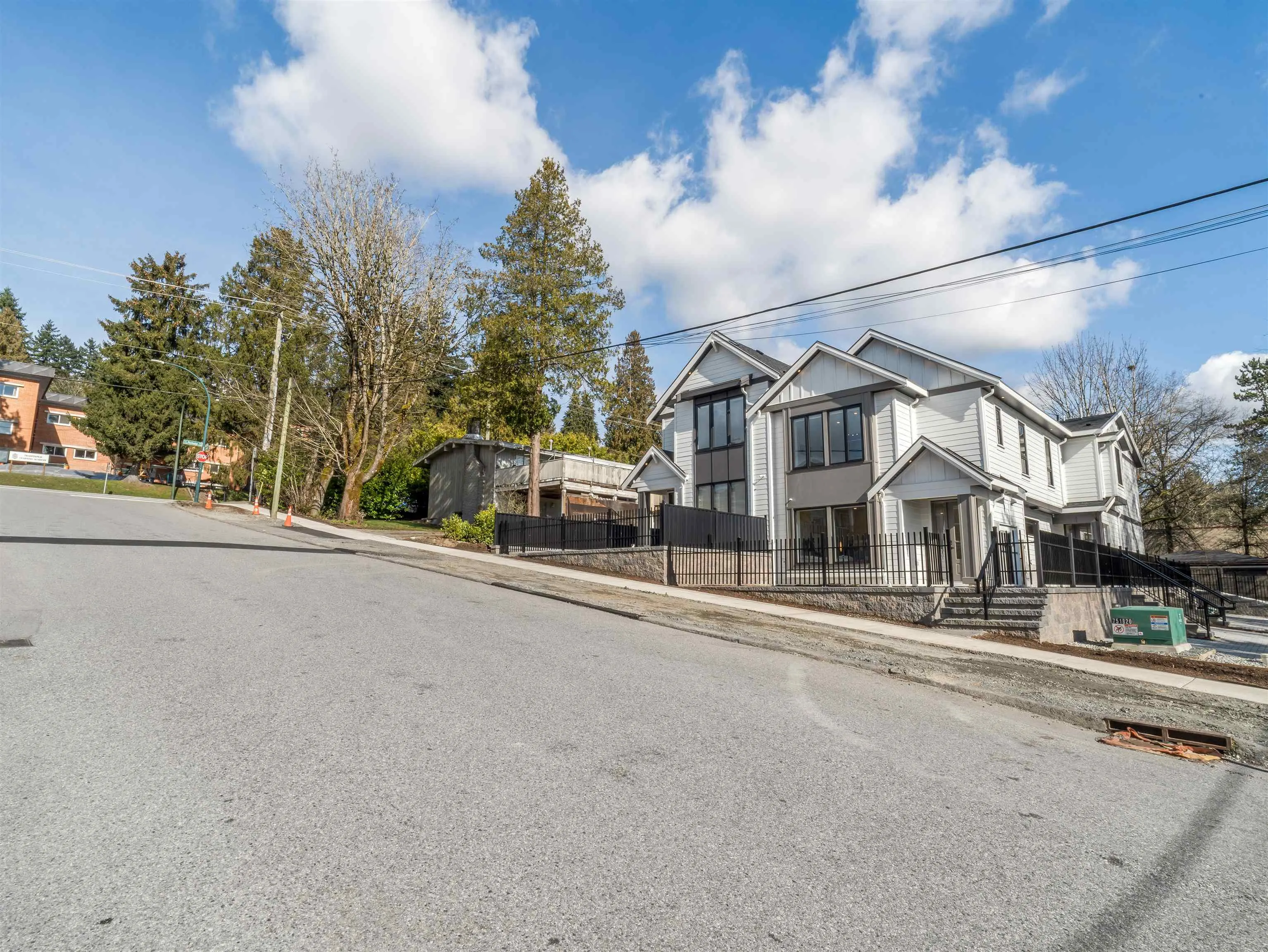 359 Laval Street #104