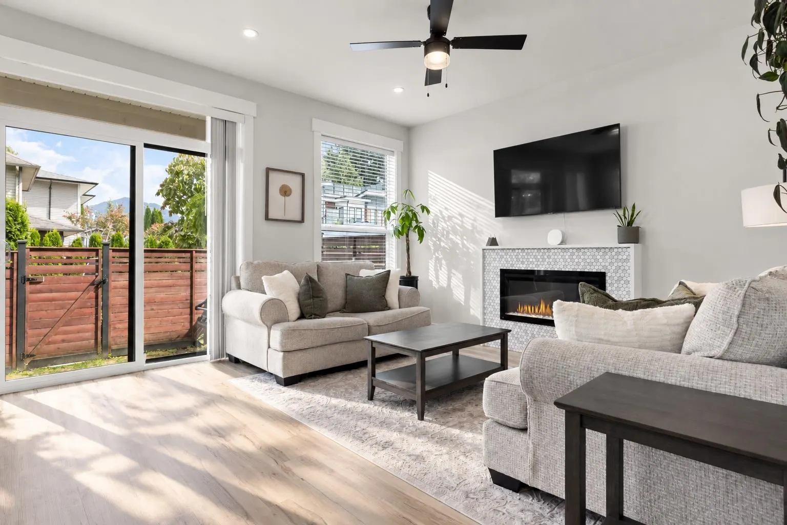 7140 Maitland Avenue #6
