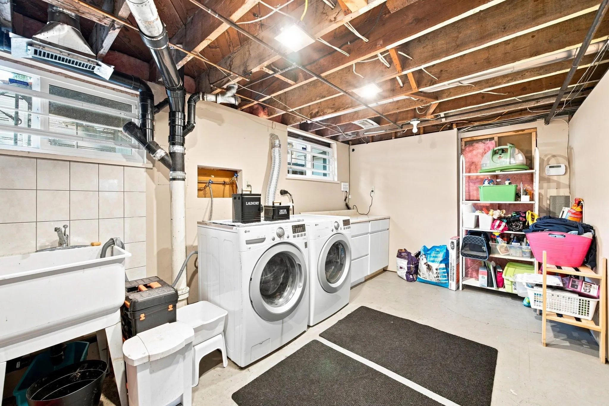 300 E 25th Street
