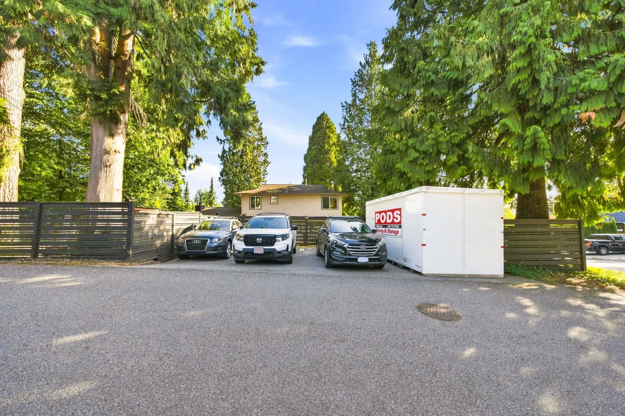 300 E 25th Street