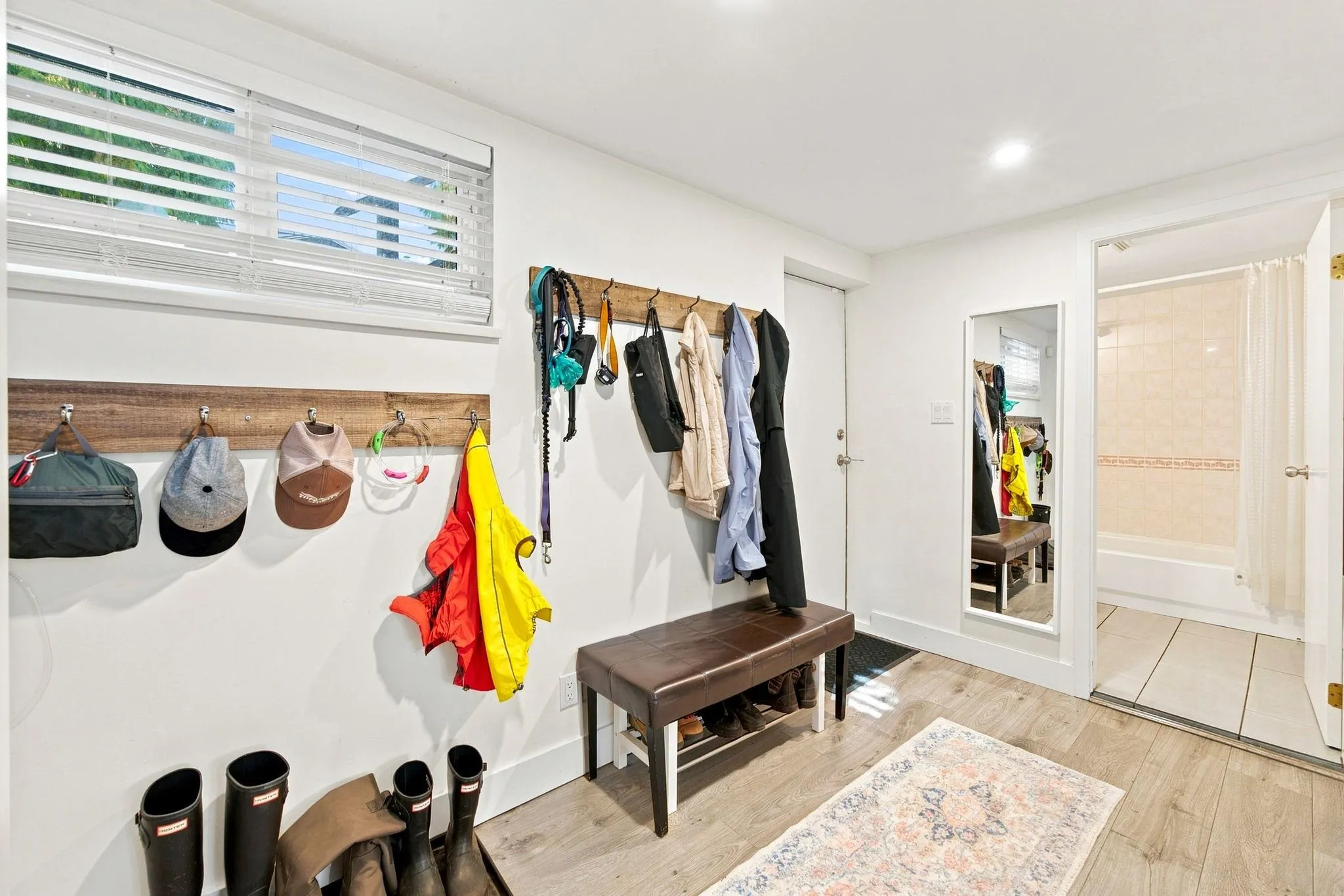 300 E 25th Street