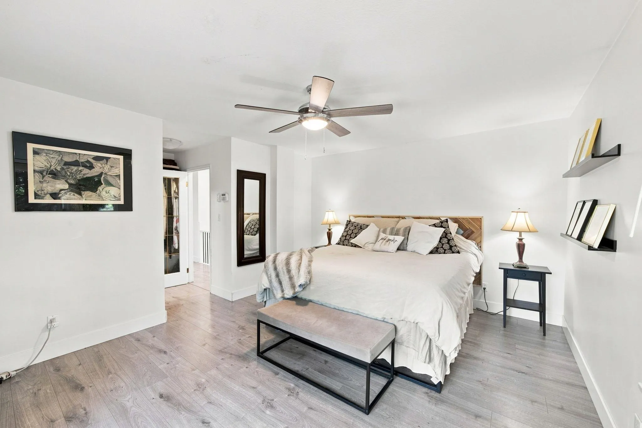 300 E 25th Street