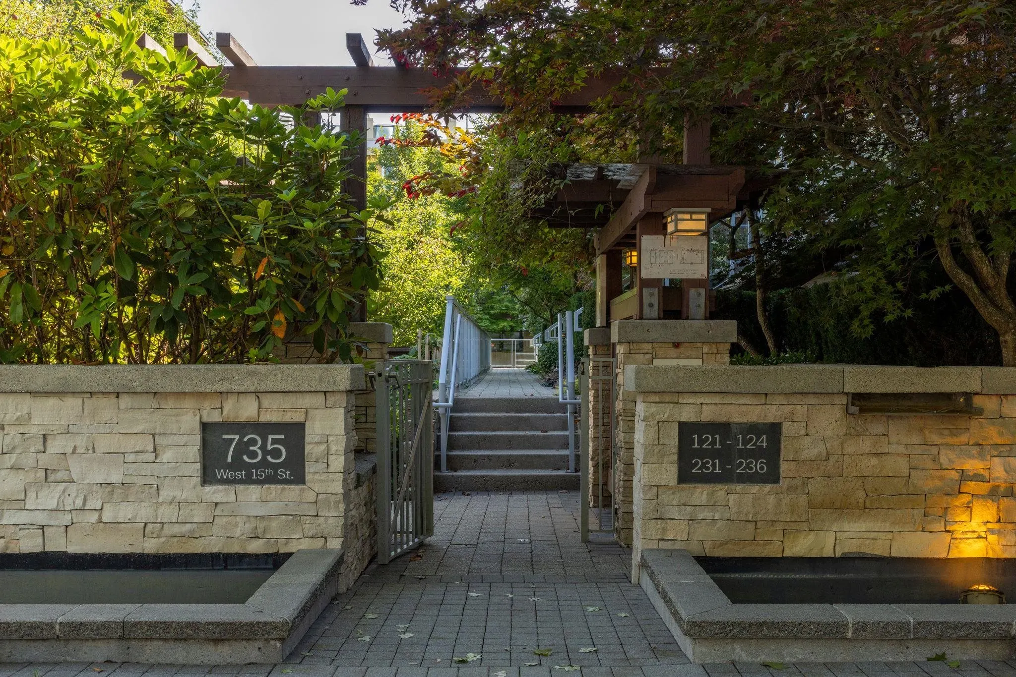 735 W 15th Street #234