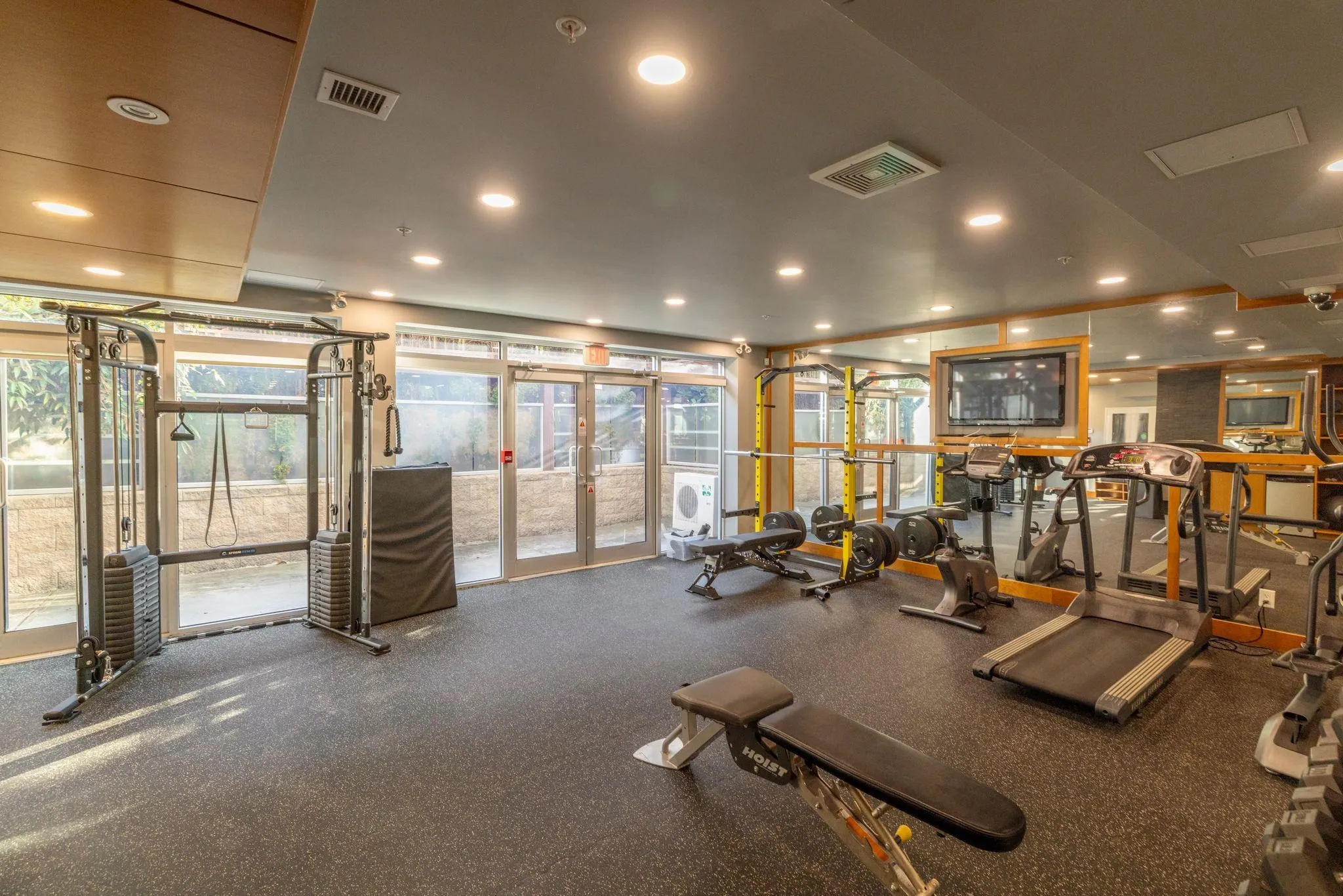 735 W 15th Street #234