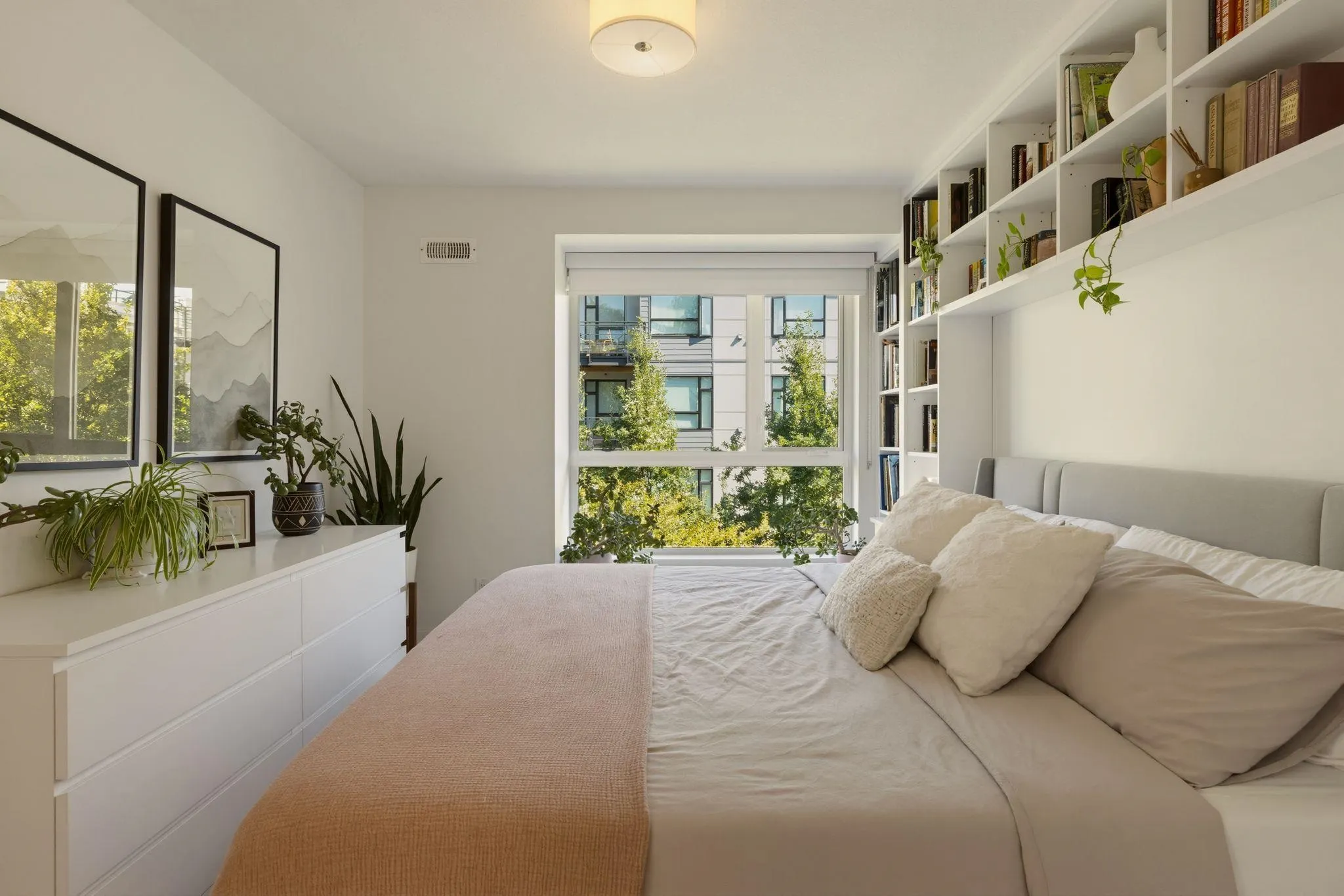 735 W 15th Street #234
