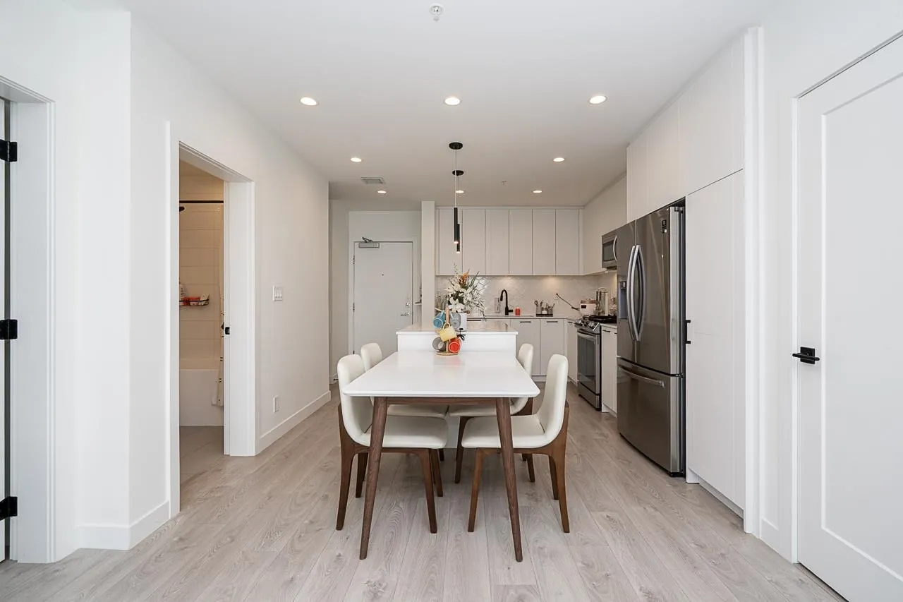 20052 83a Avenue #404