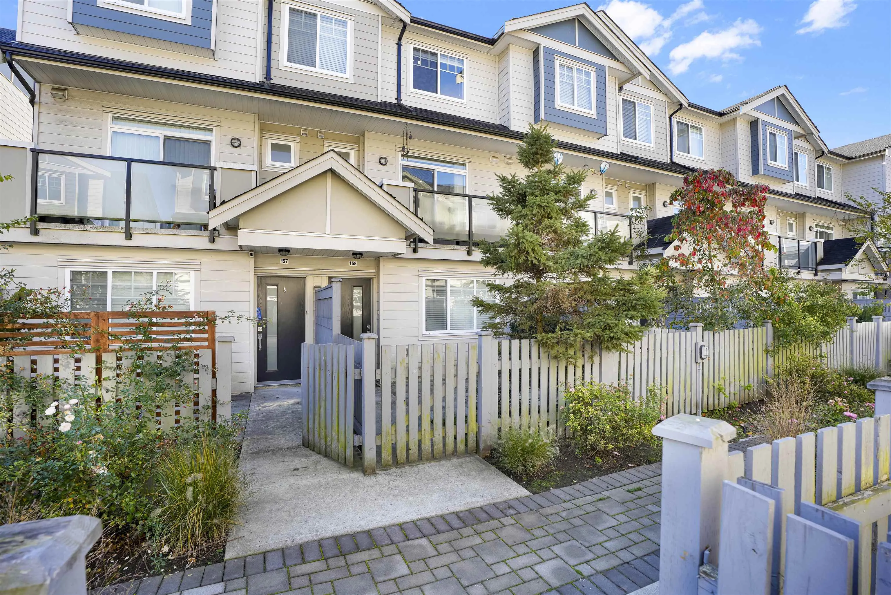 13898 64 Avenue #158