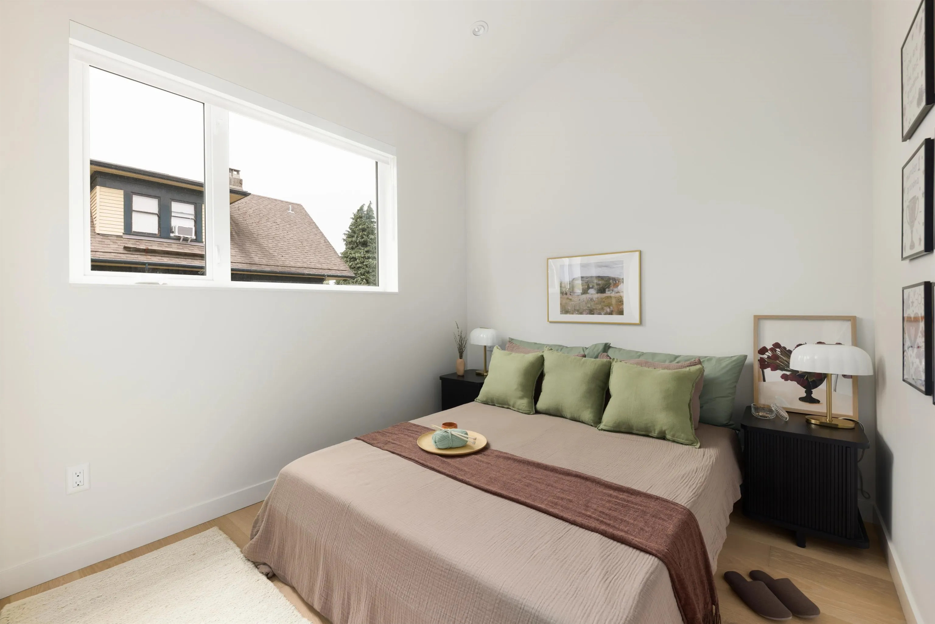 595 E 49th Avenue #1