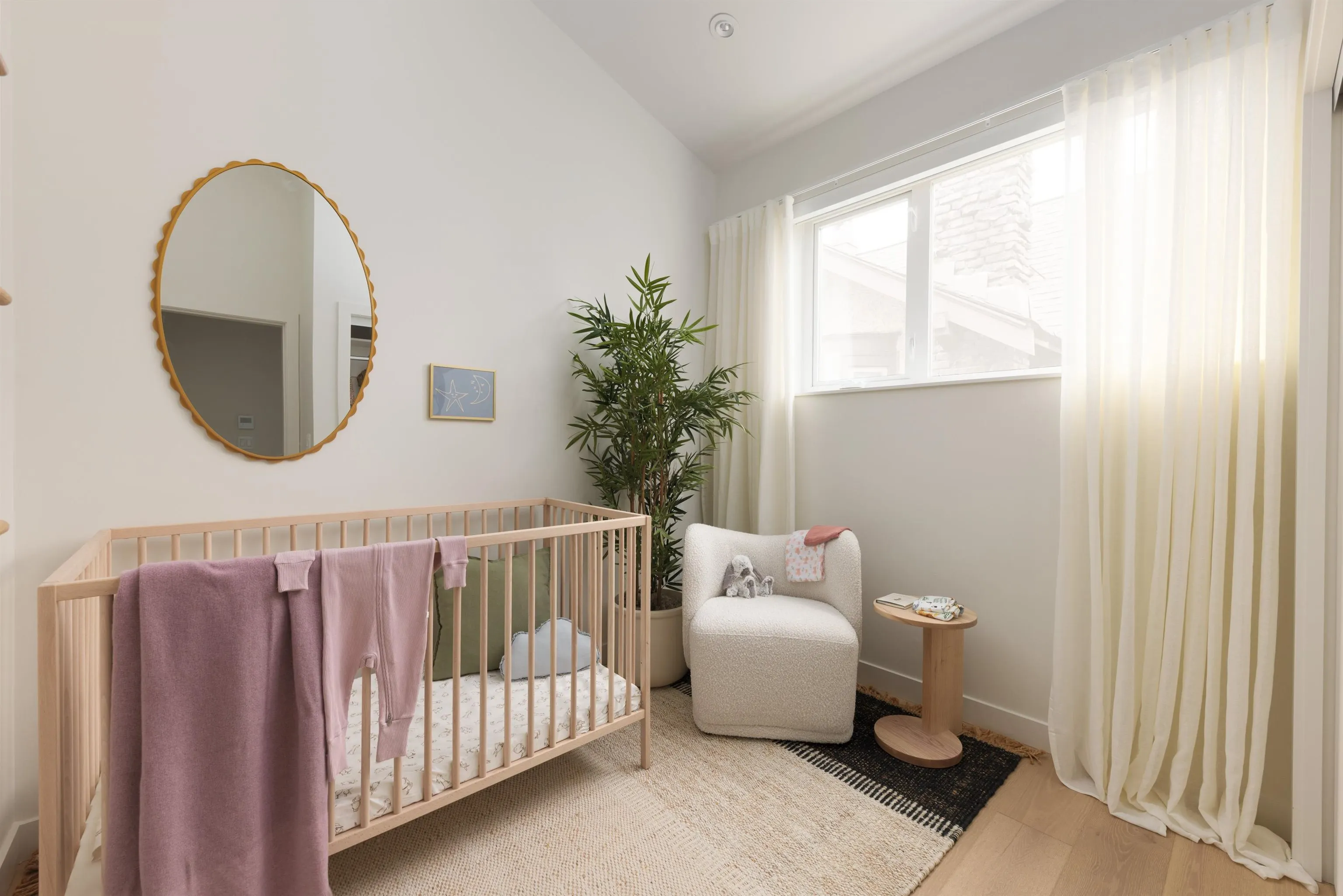 595 E 49th Avenue #1