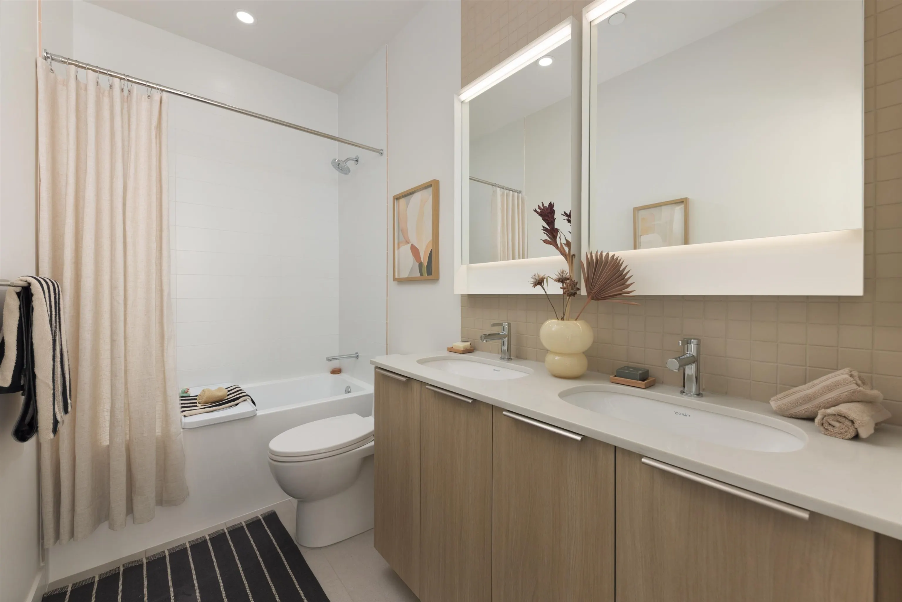 595 E 49th Avenue #1