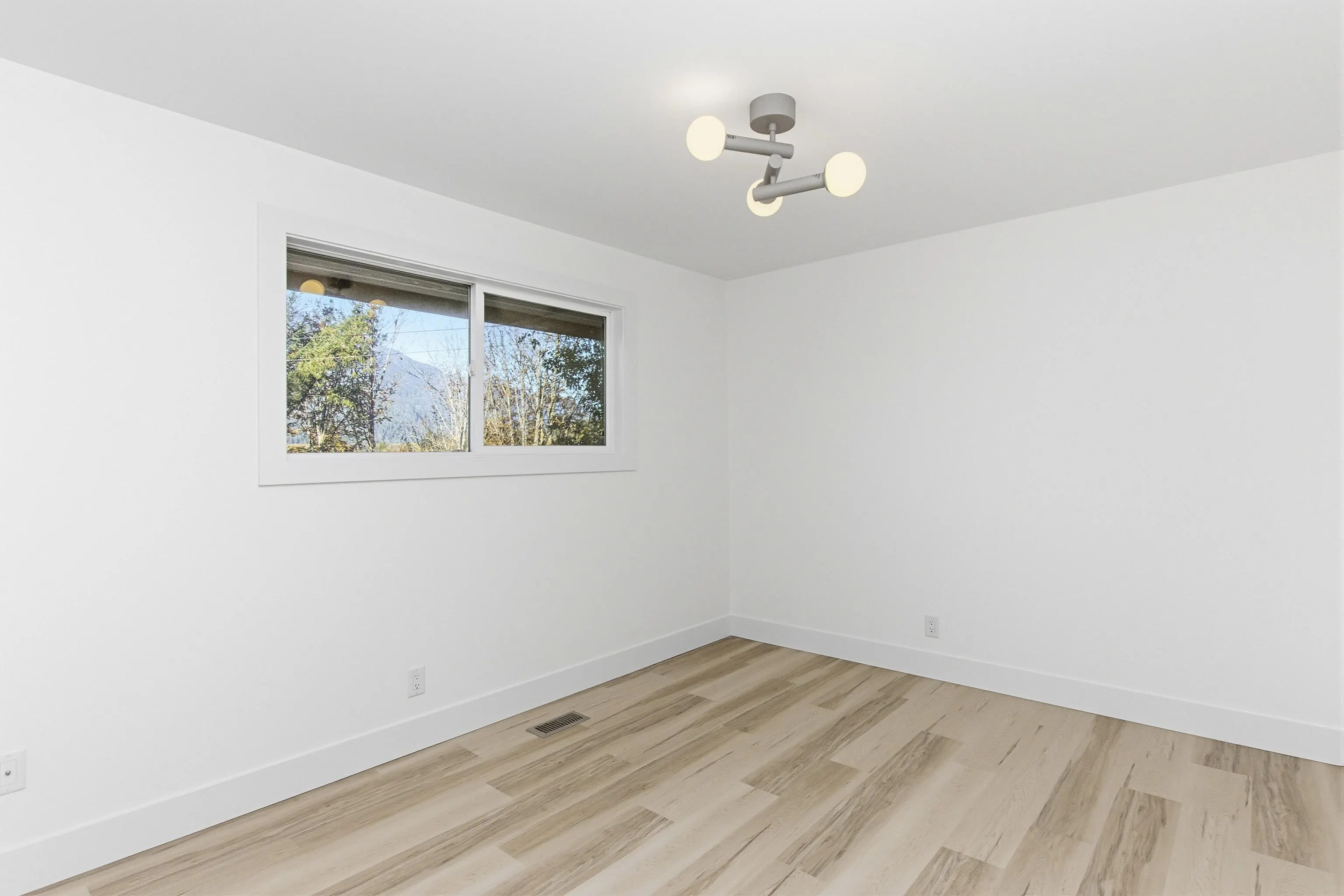 2258 Skyline Drive