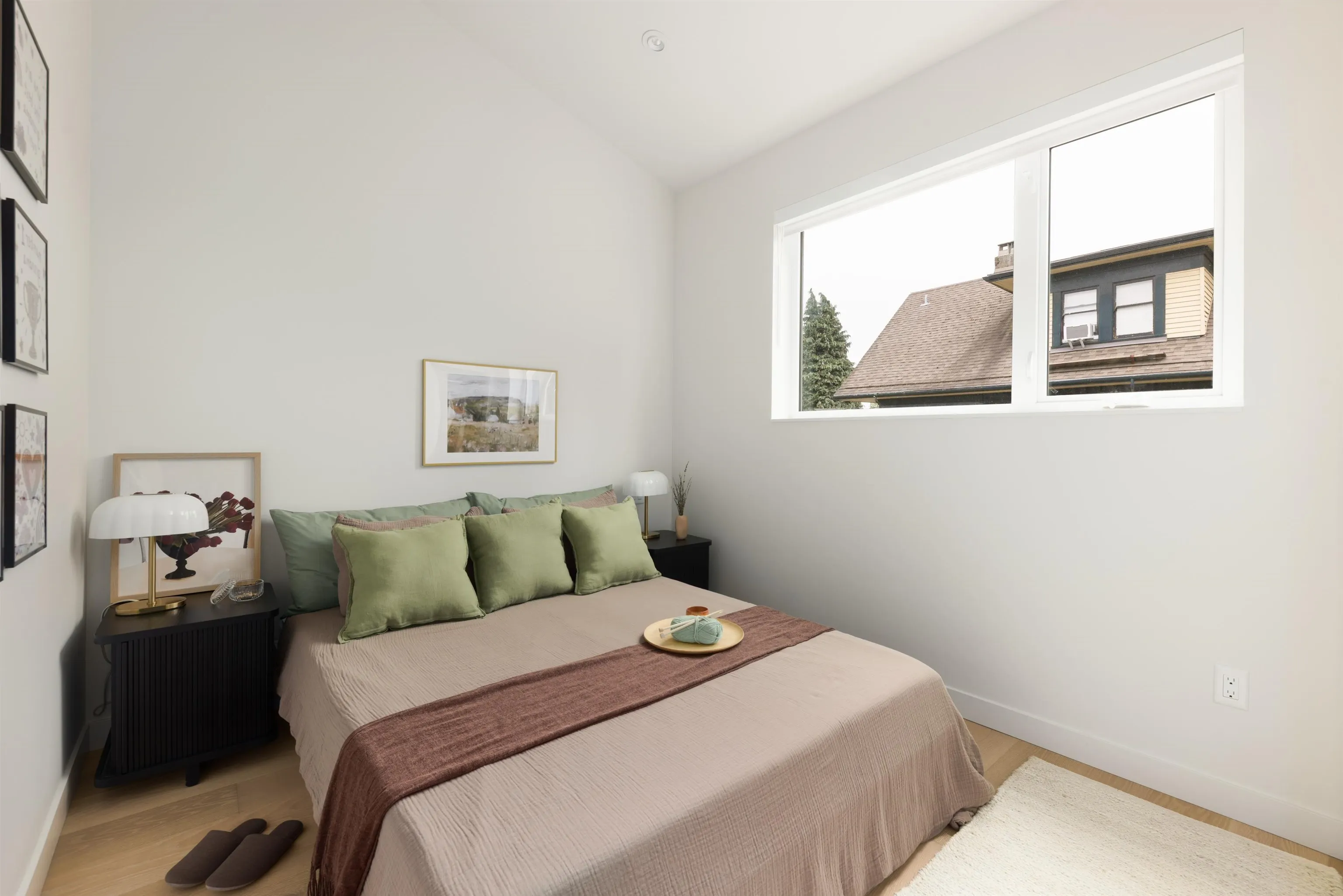 595 E 49th Avenue #3