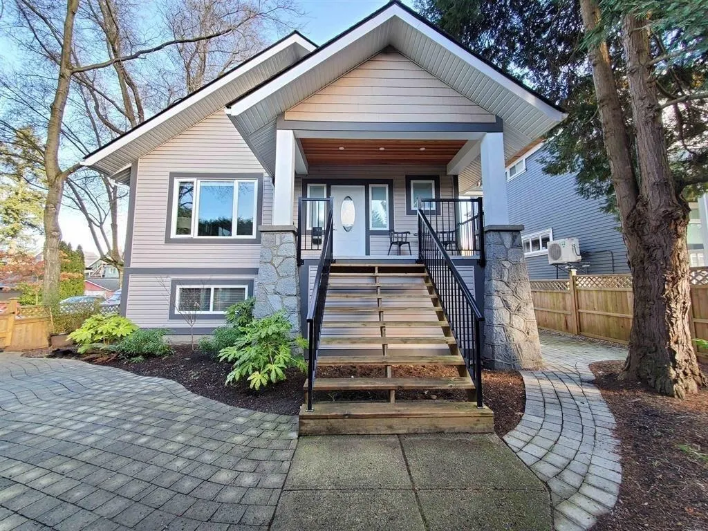 195 W 12 Avenue