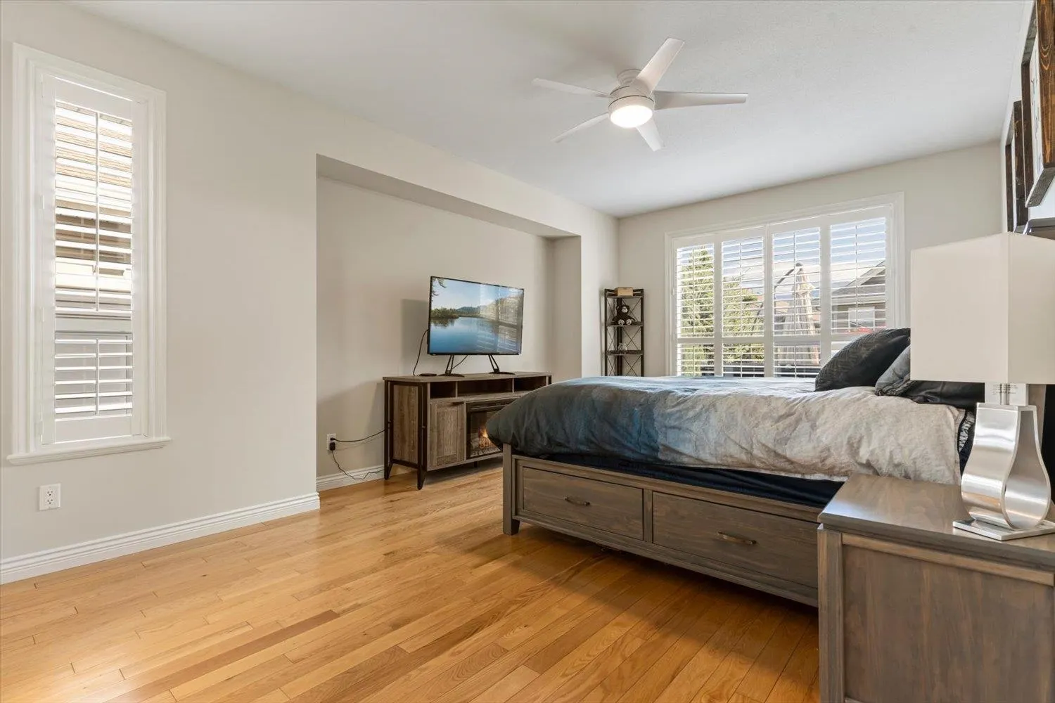 5944 Flagstone Street