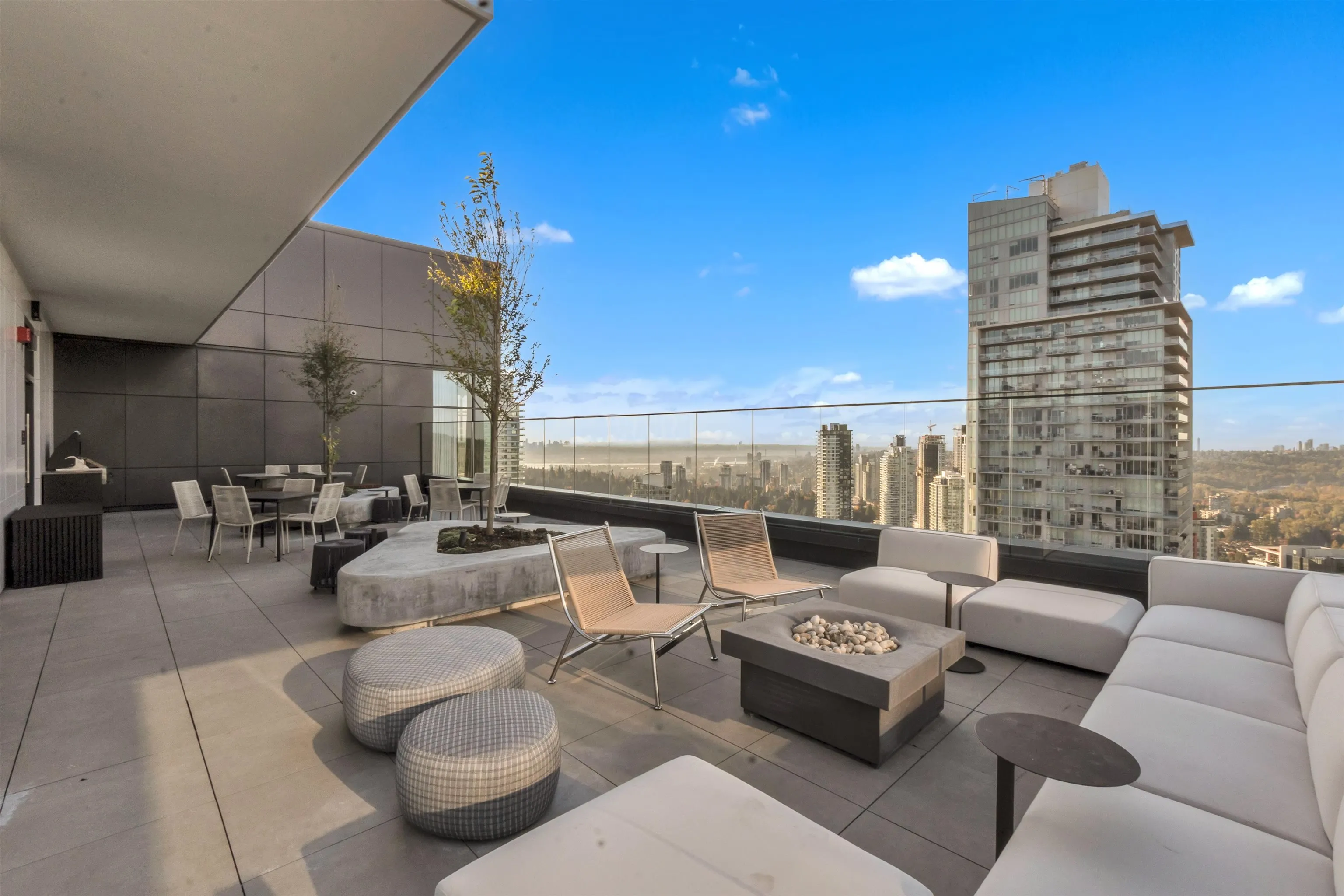 612 Elmwood Street #2706