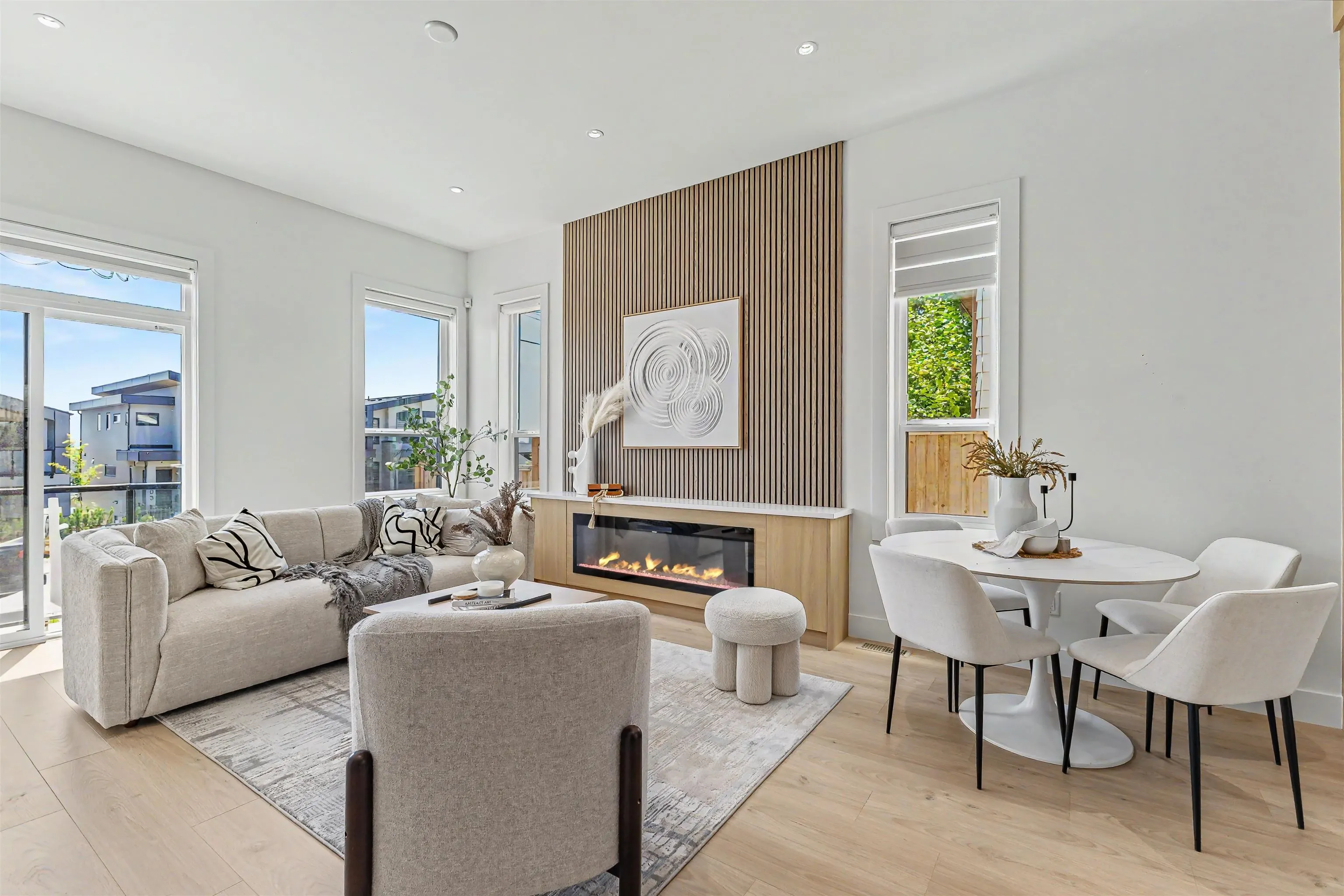 957 Edgar Avenue #101