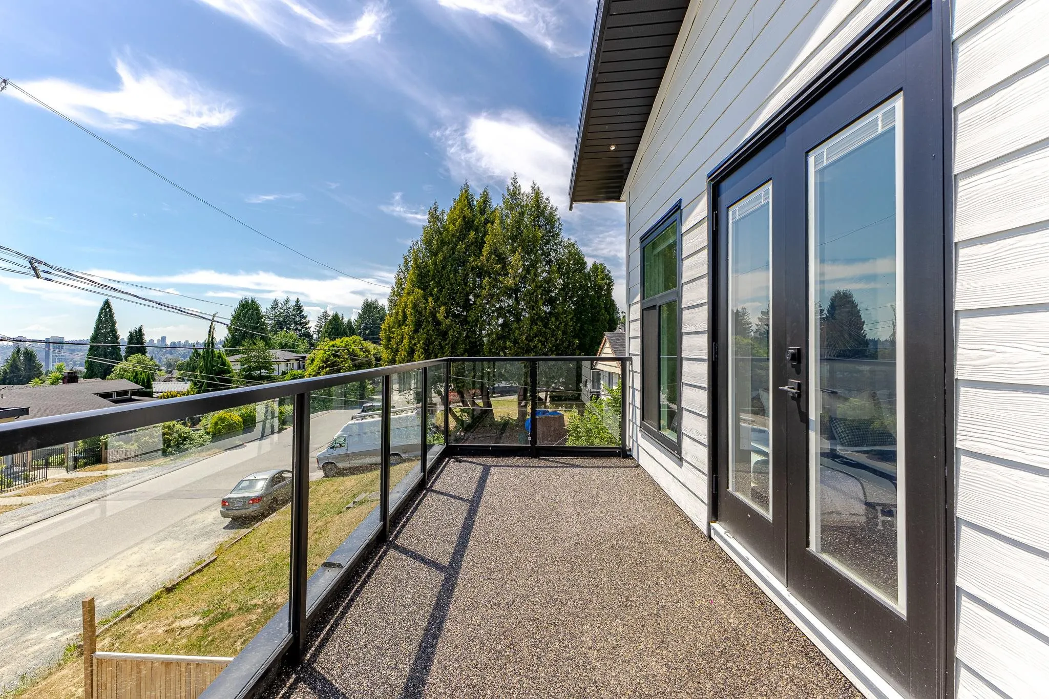 957 Edgar Avenue #101