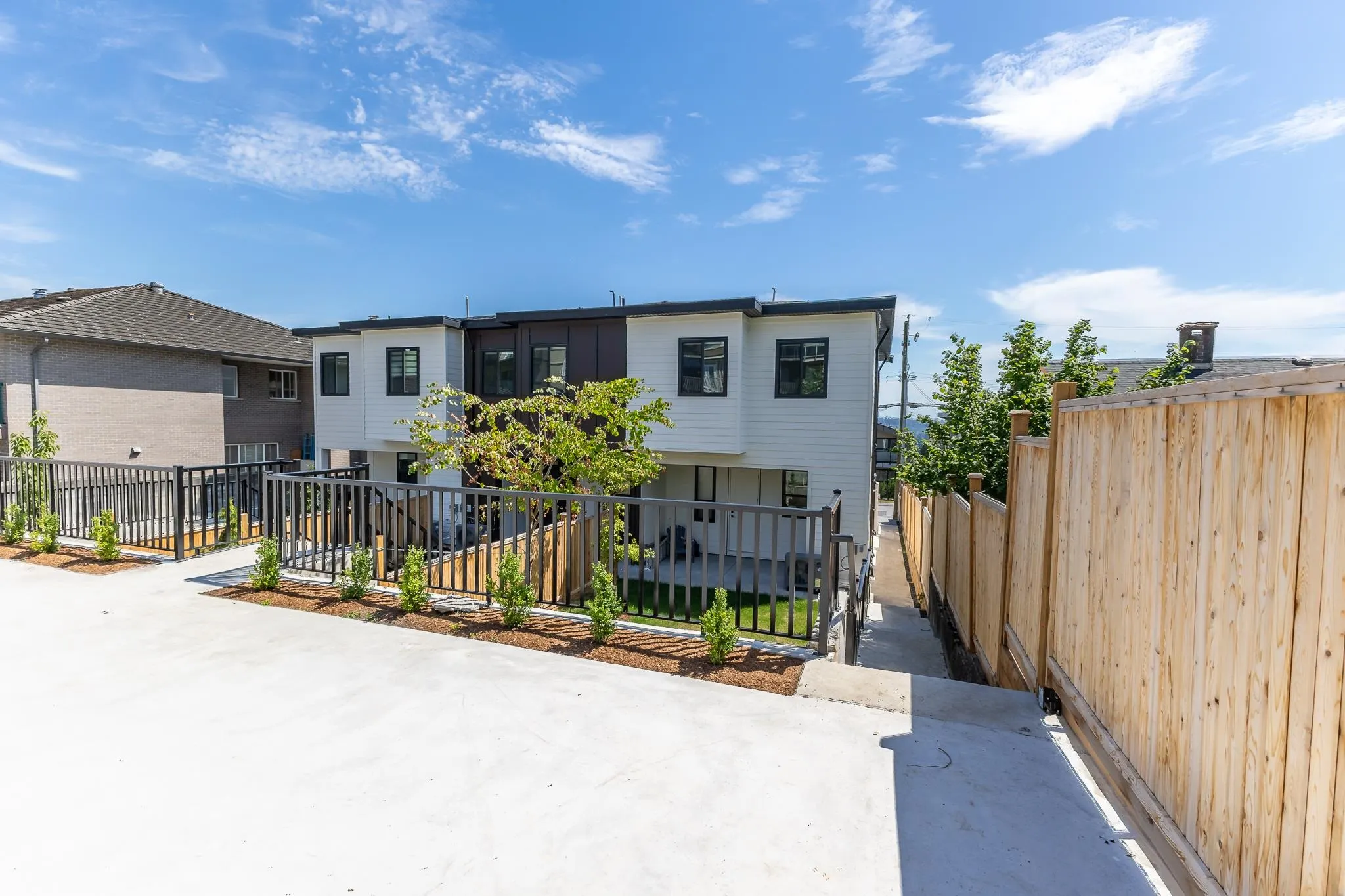 957 Edgar Avenue #101
