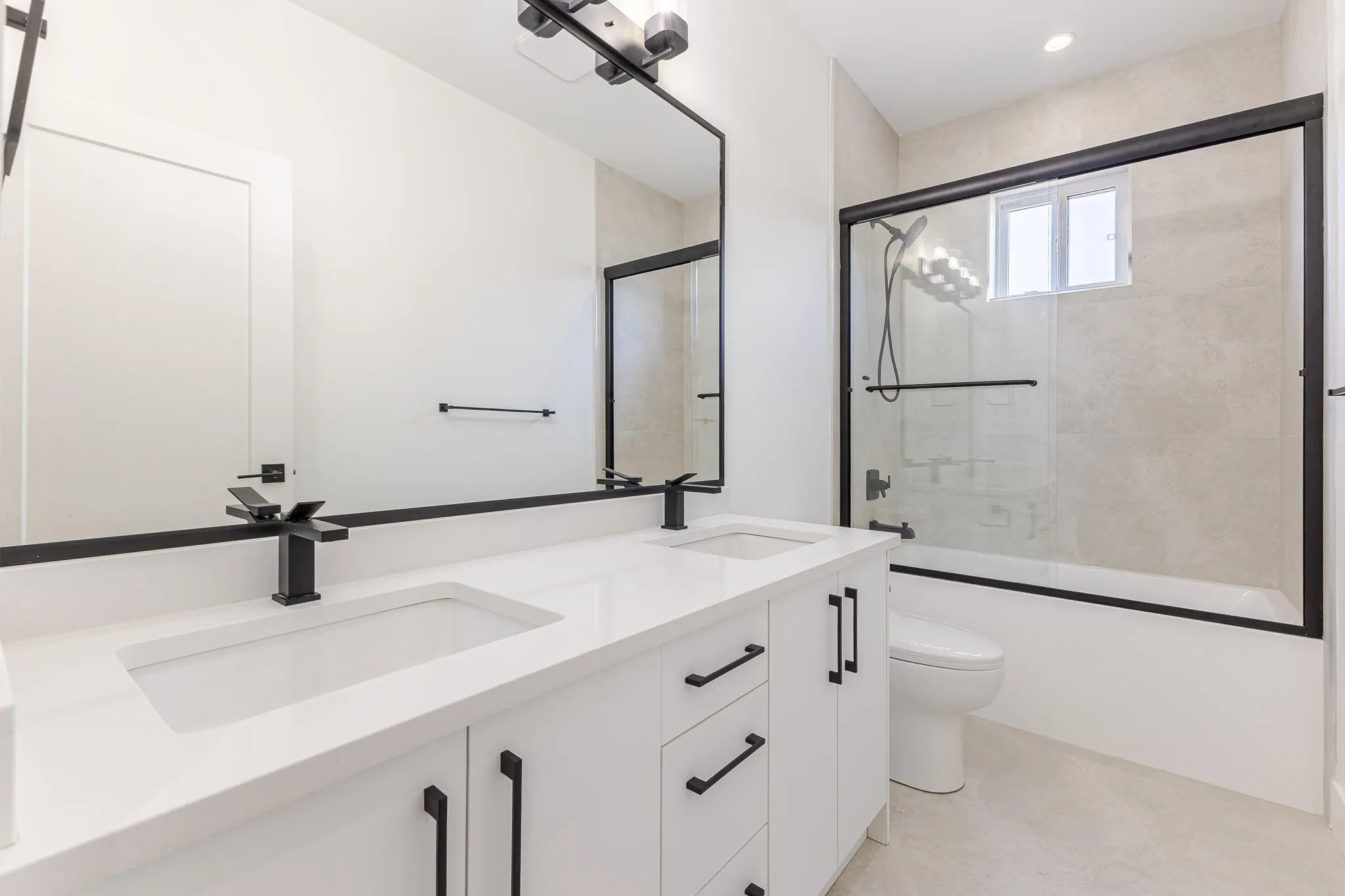 957 Edgar Avenue #101