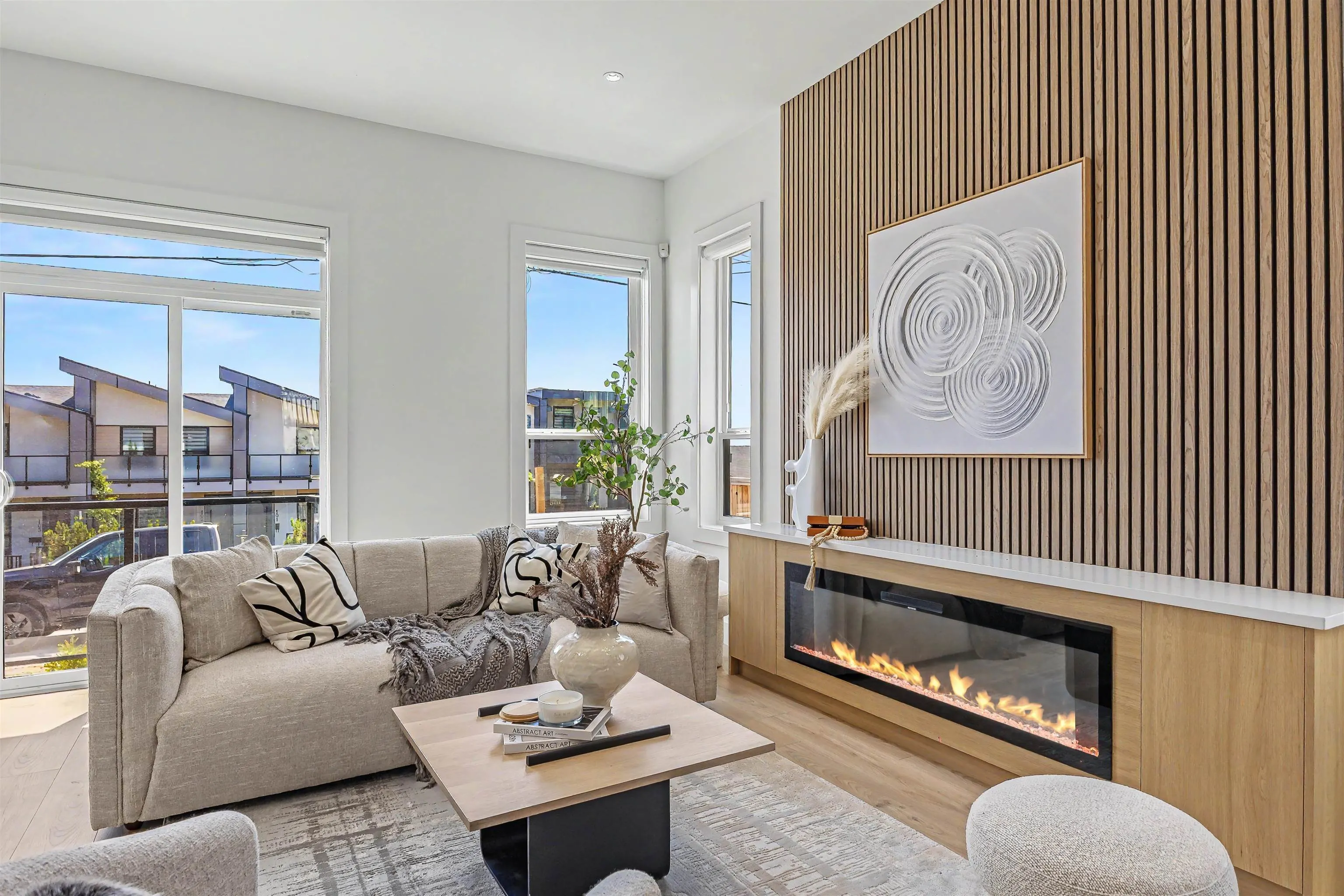 957 Edgar Avenue #101