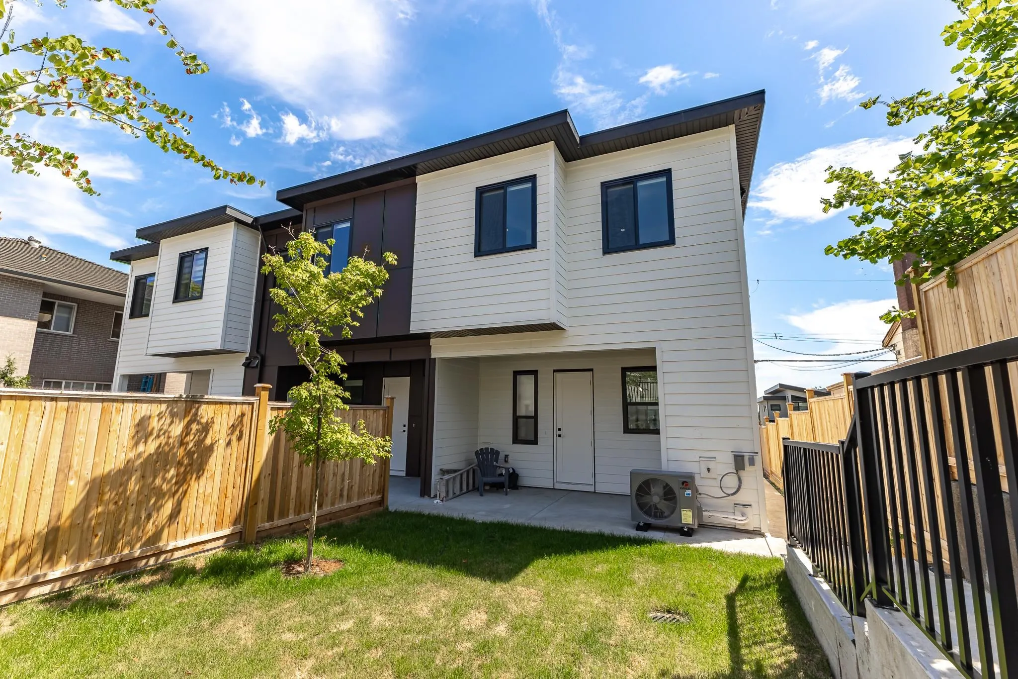 957 Edgar Avenue #101