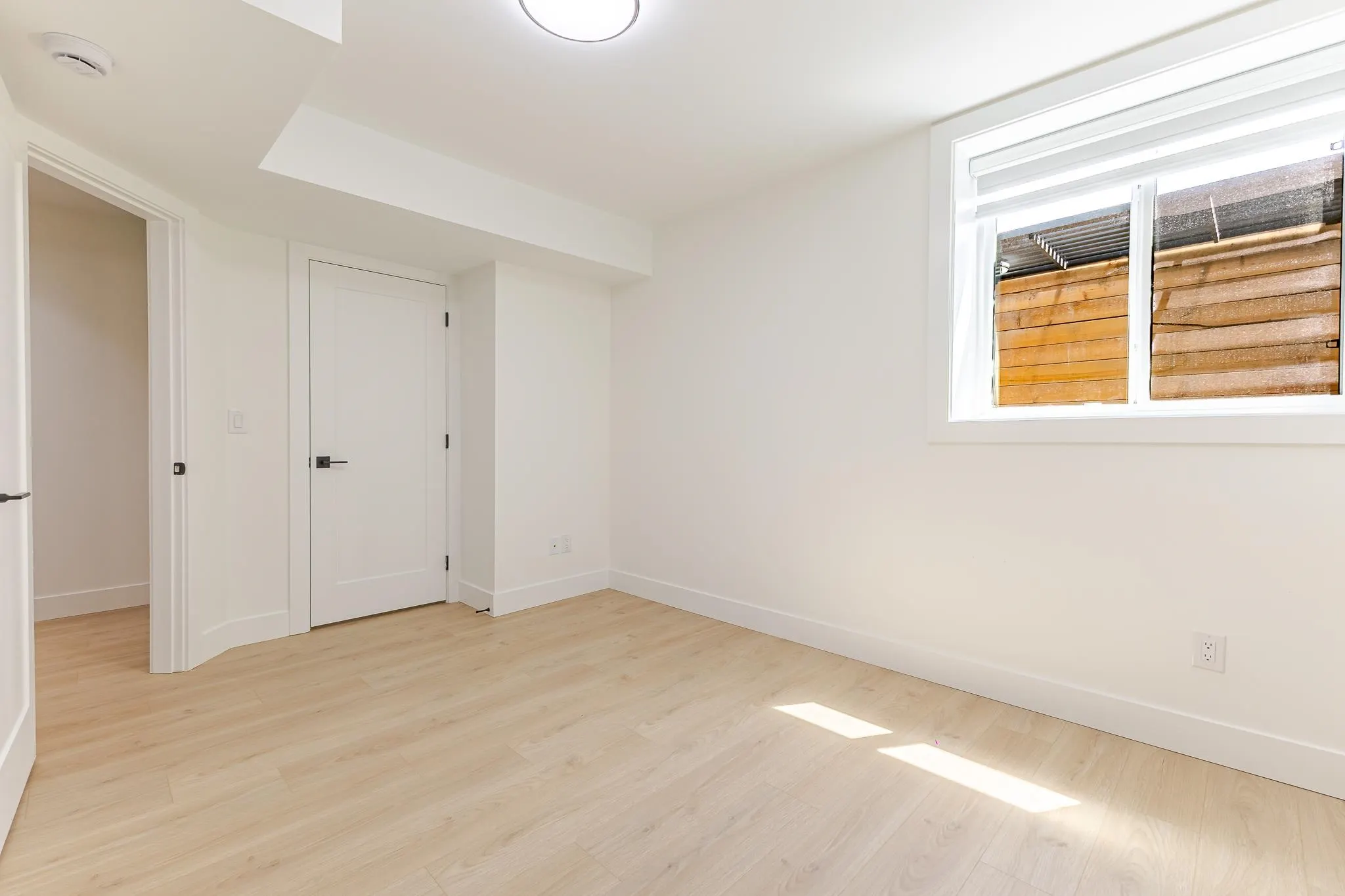 957 Edgar Avenue #101