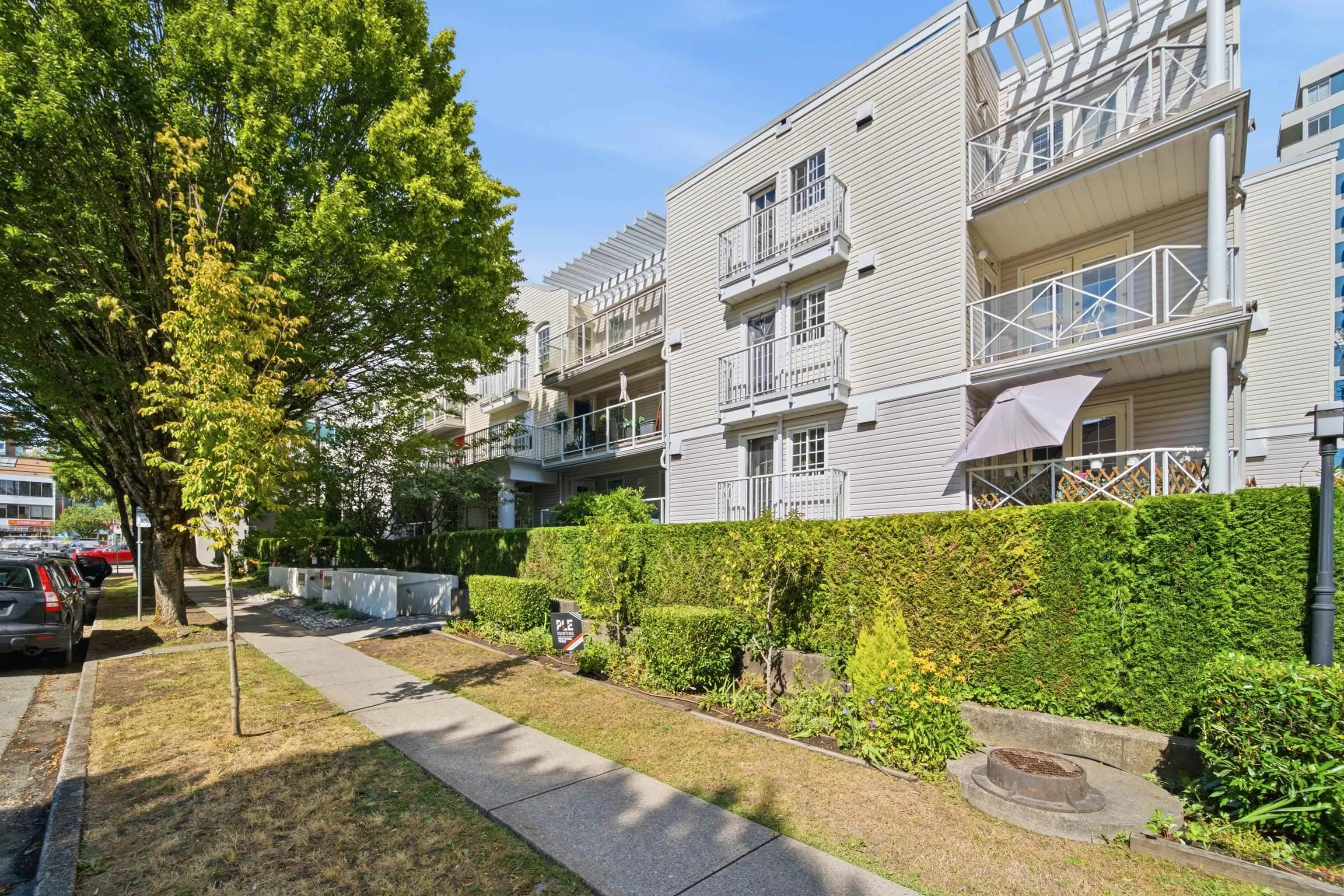 5788 Vine Street #107