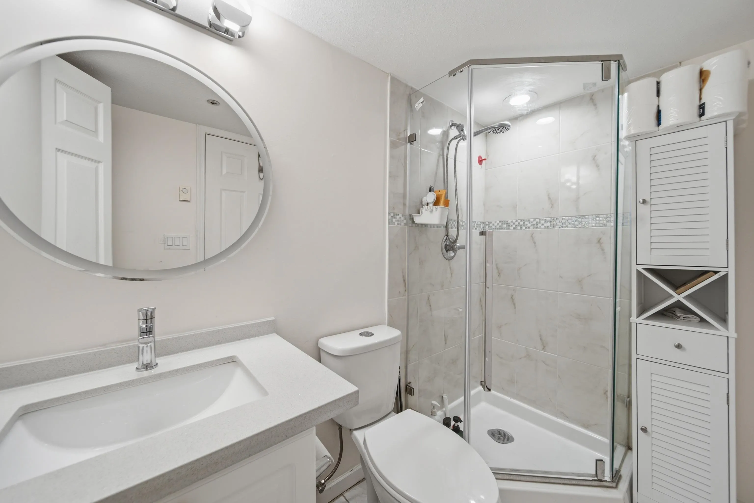 5788 Vine Street #107