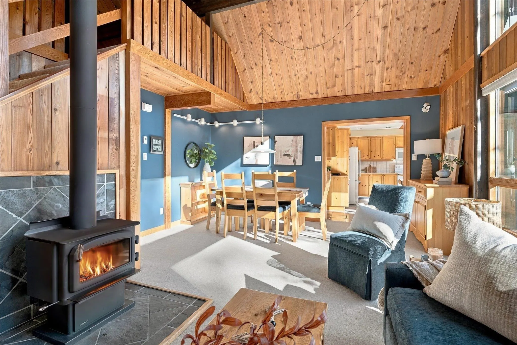 9282 Emerald Drive