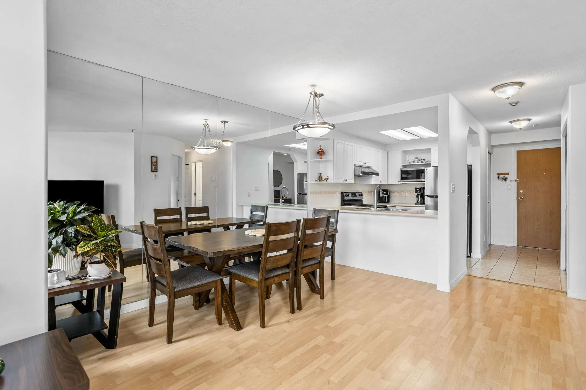 1650 Grant Avenue #304